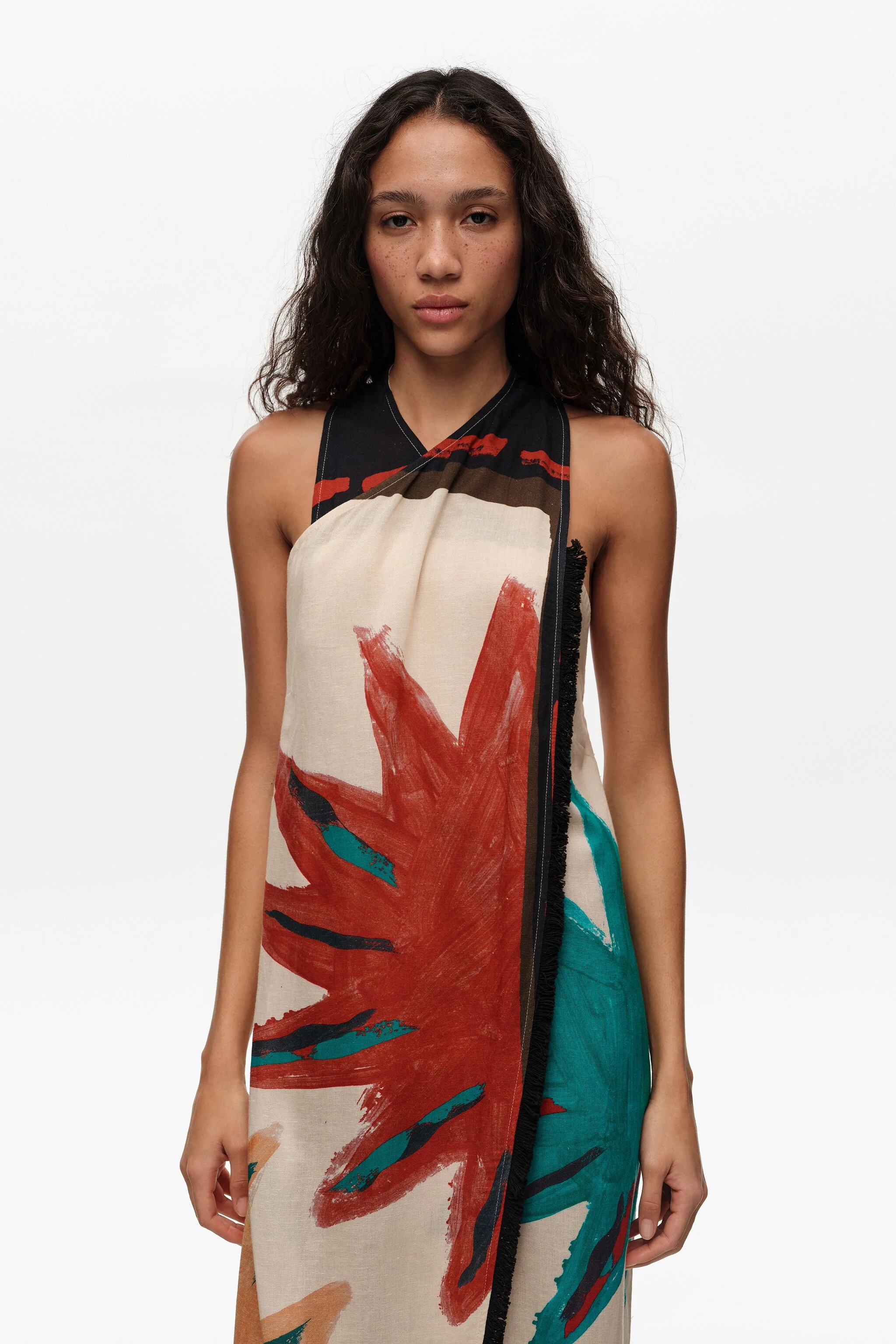 Vestido midi envolvente con flecos de sol posicional