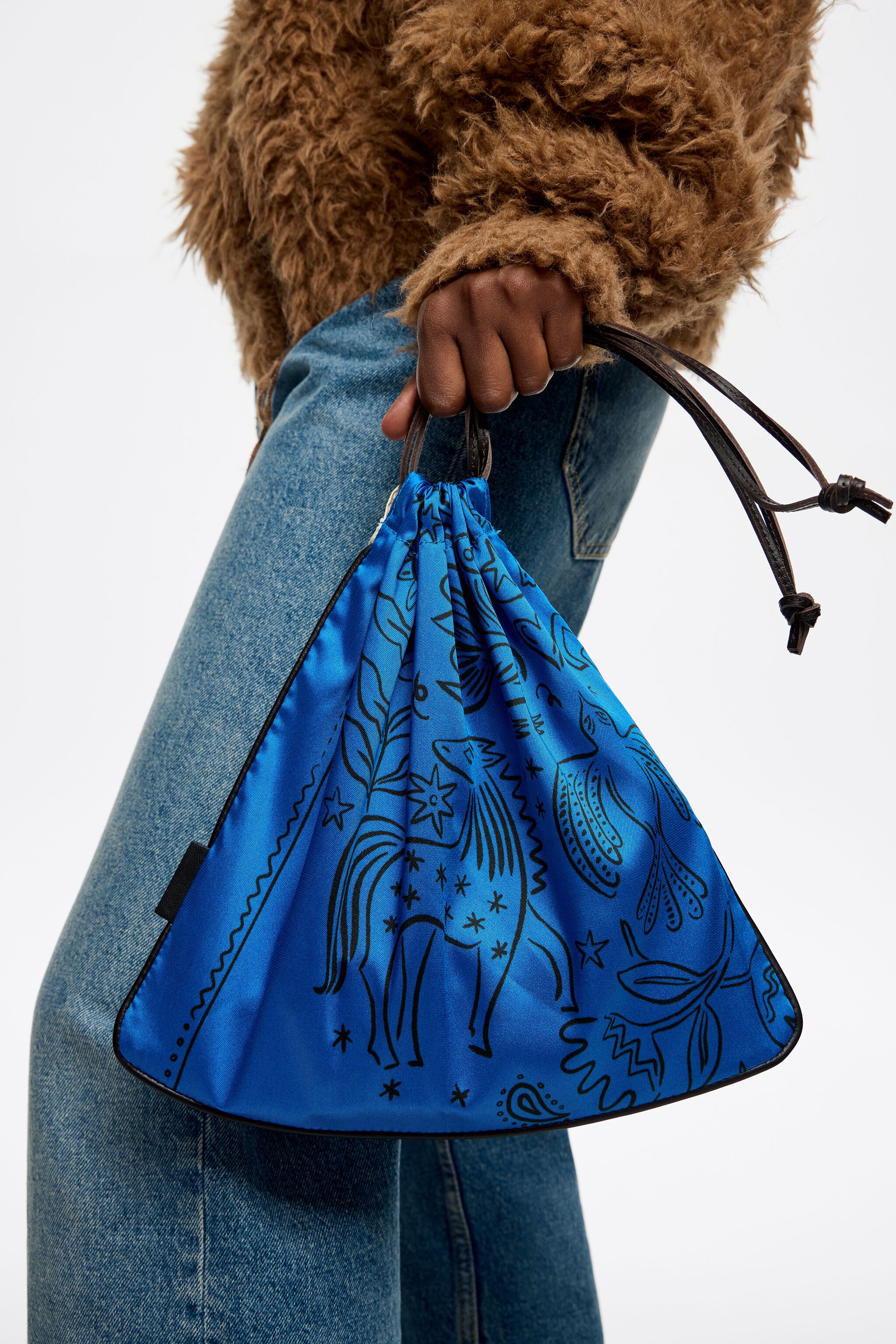 Bolsa de pañuelo esotérico marfil