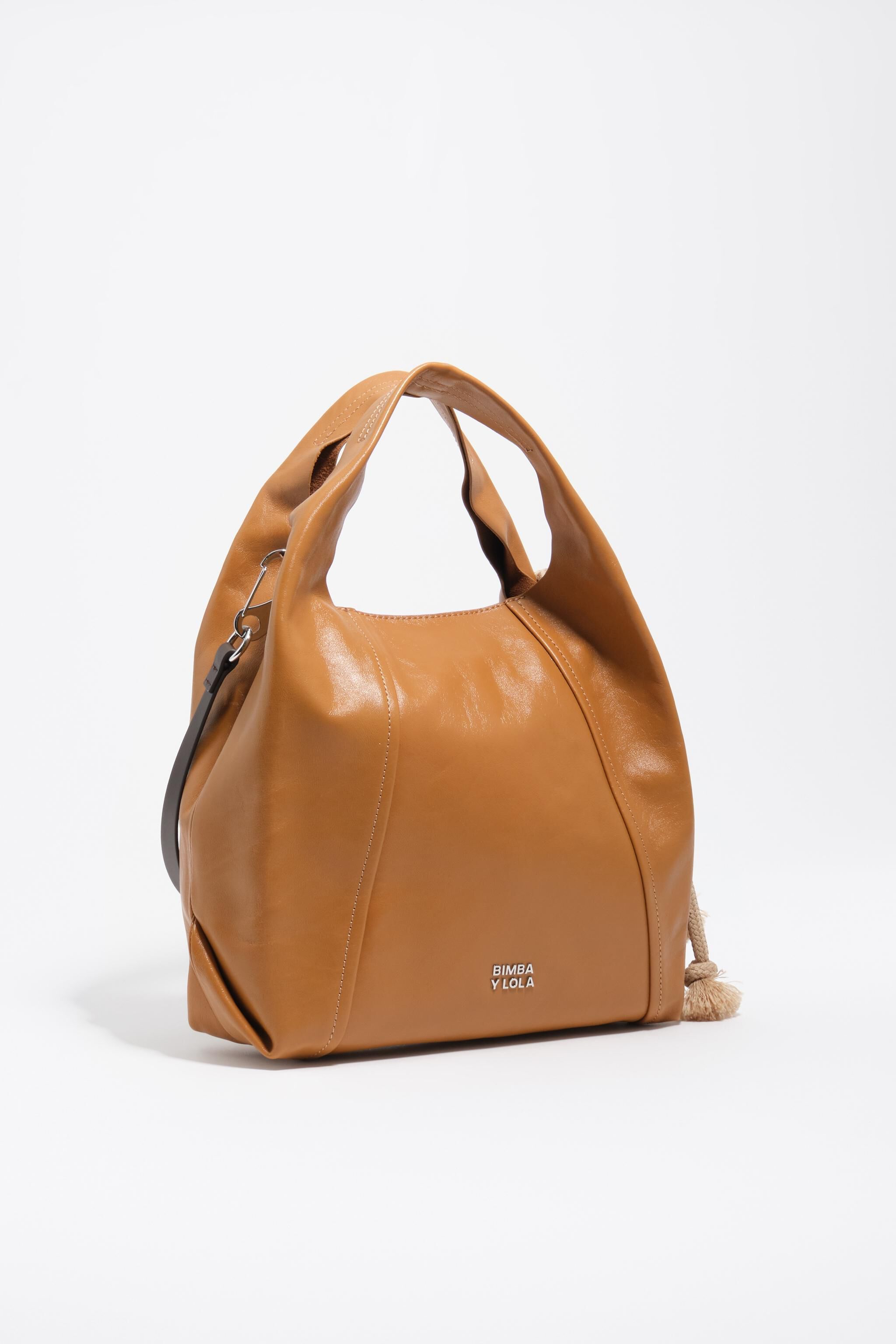 Bolso de papel de cuero caramelo mediano