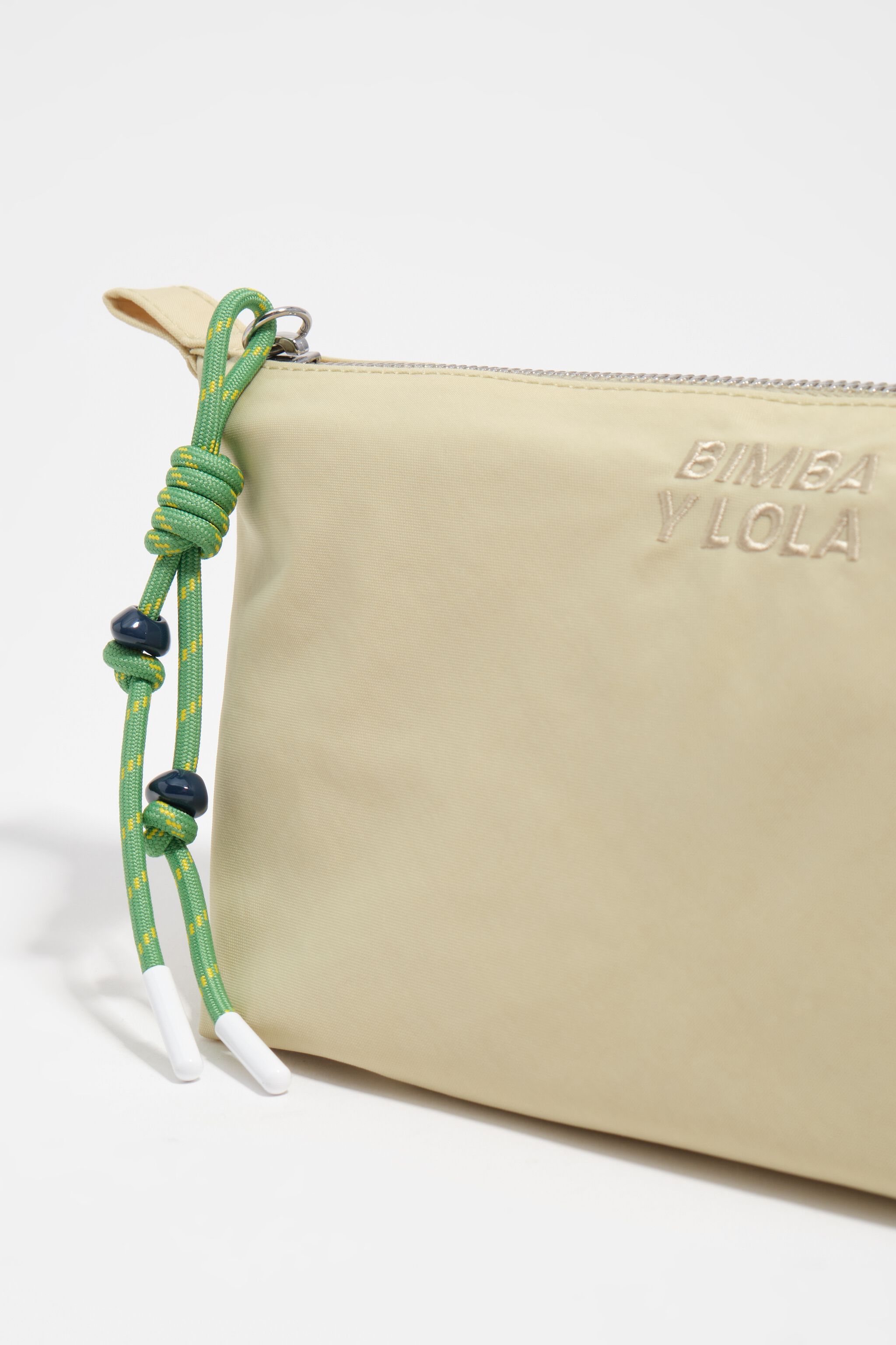 Estuche de maquillaje Trapecio de nailon verde pálido