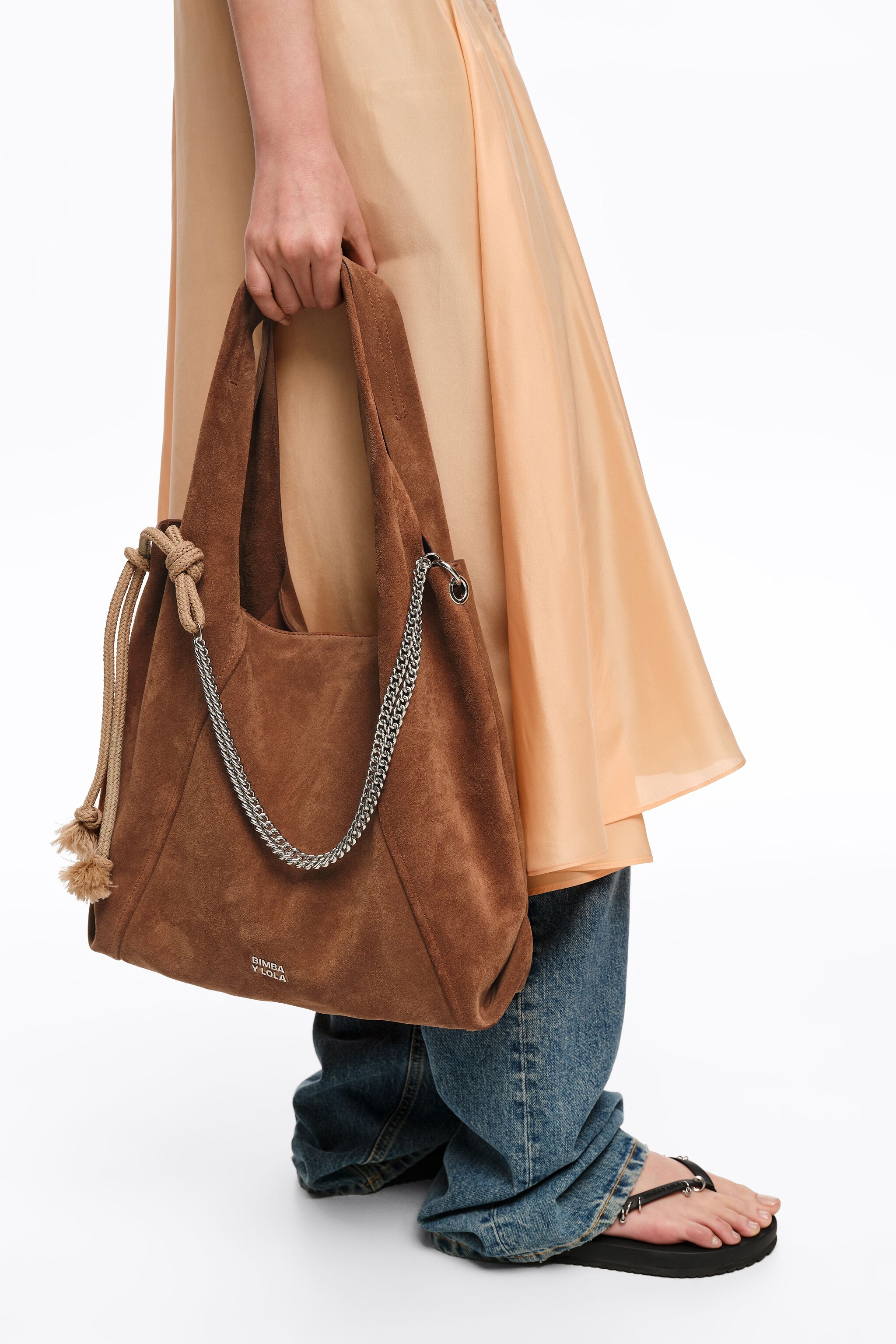 Bolso de papel de ante grande de castaño