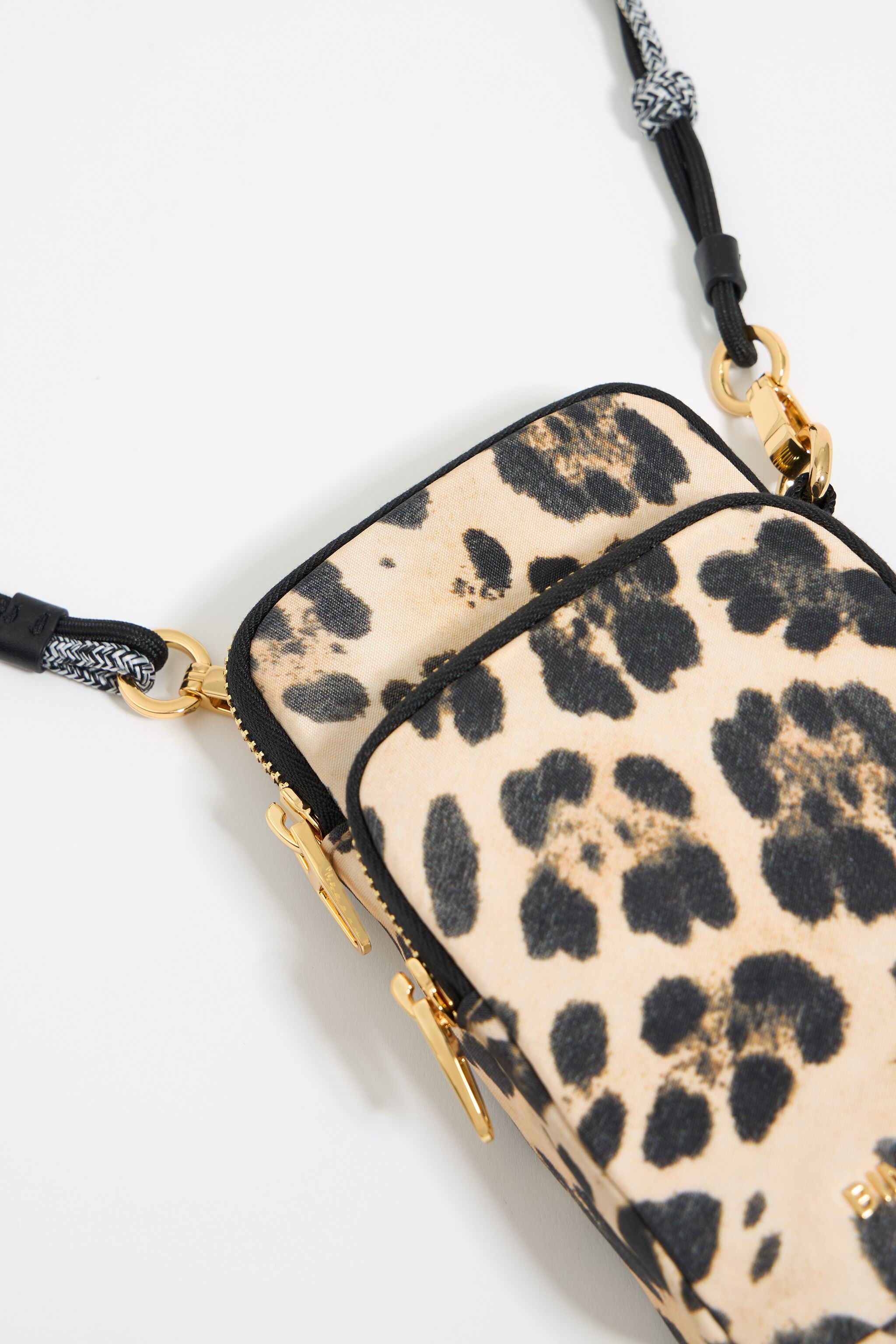 Funda para teléfono de nailon con estampado de leopardo beige