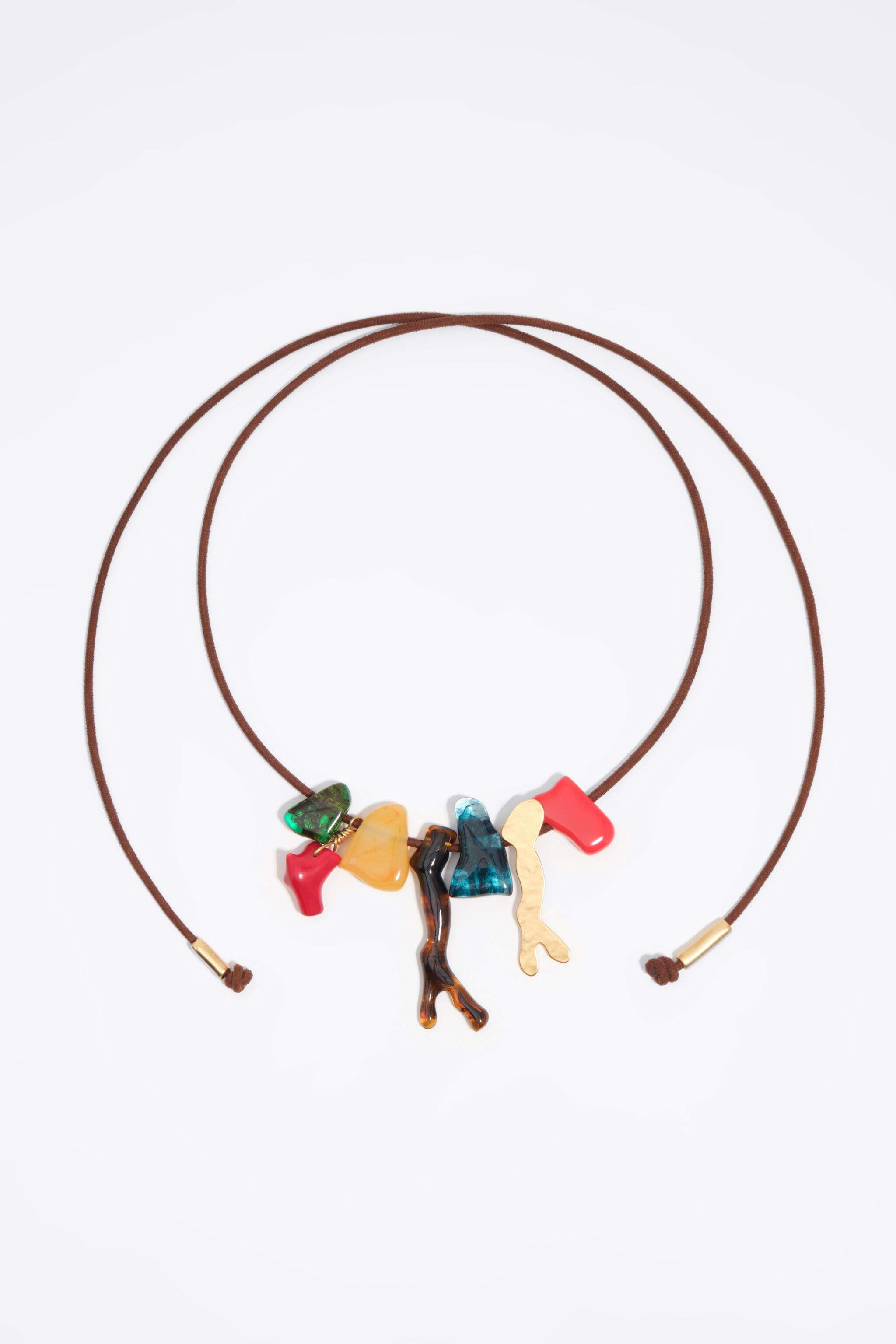 Collar de piedra de resina coral y ámbar