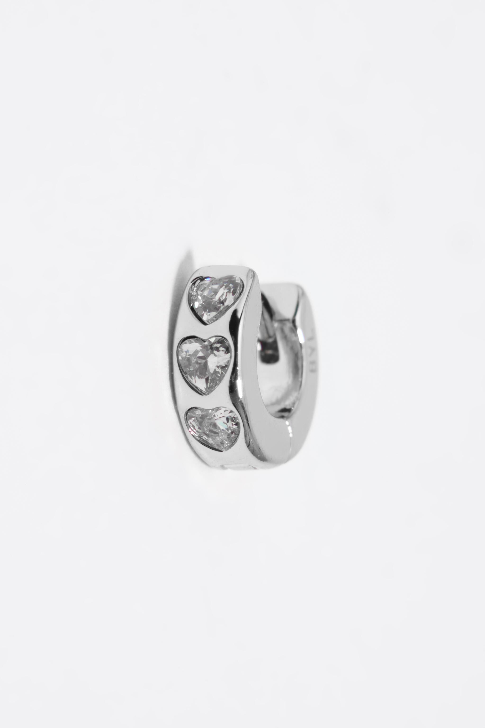 Aretes mini aro con corazón de plata con cristales