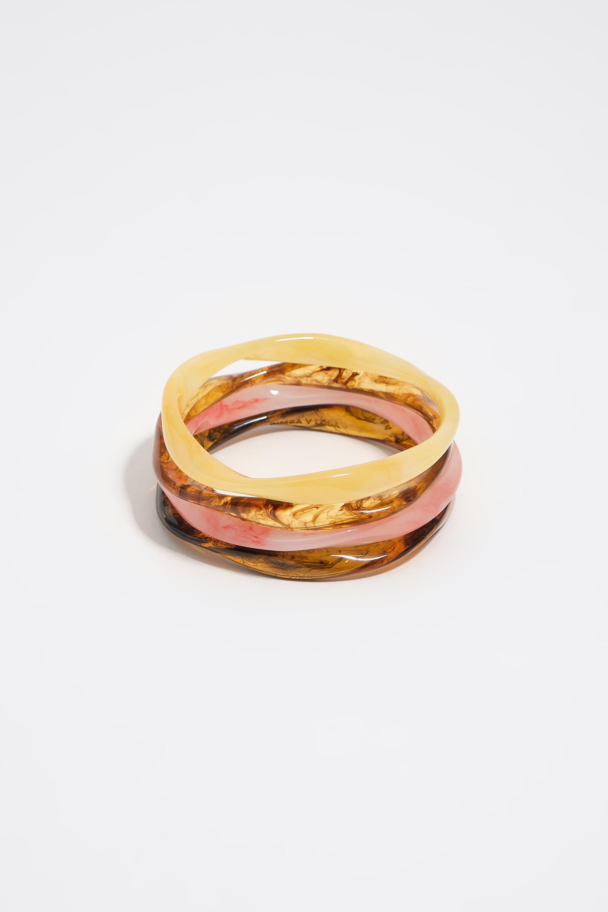 Juego de 4 pulseras de resina ámbar