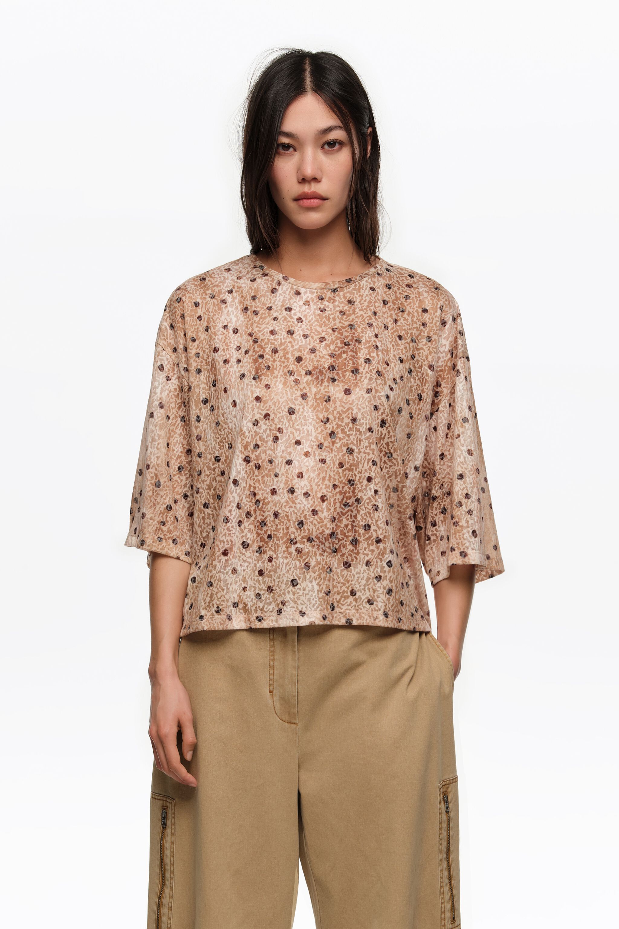 Camiseta de punto de puntos acuarela con corte recto