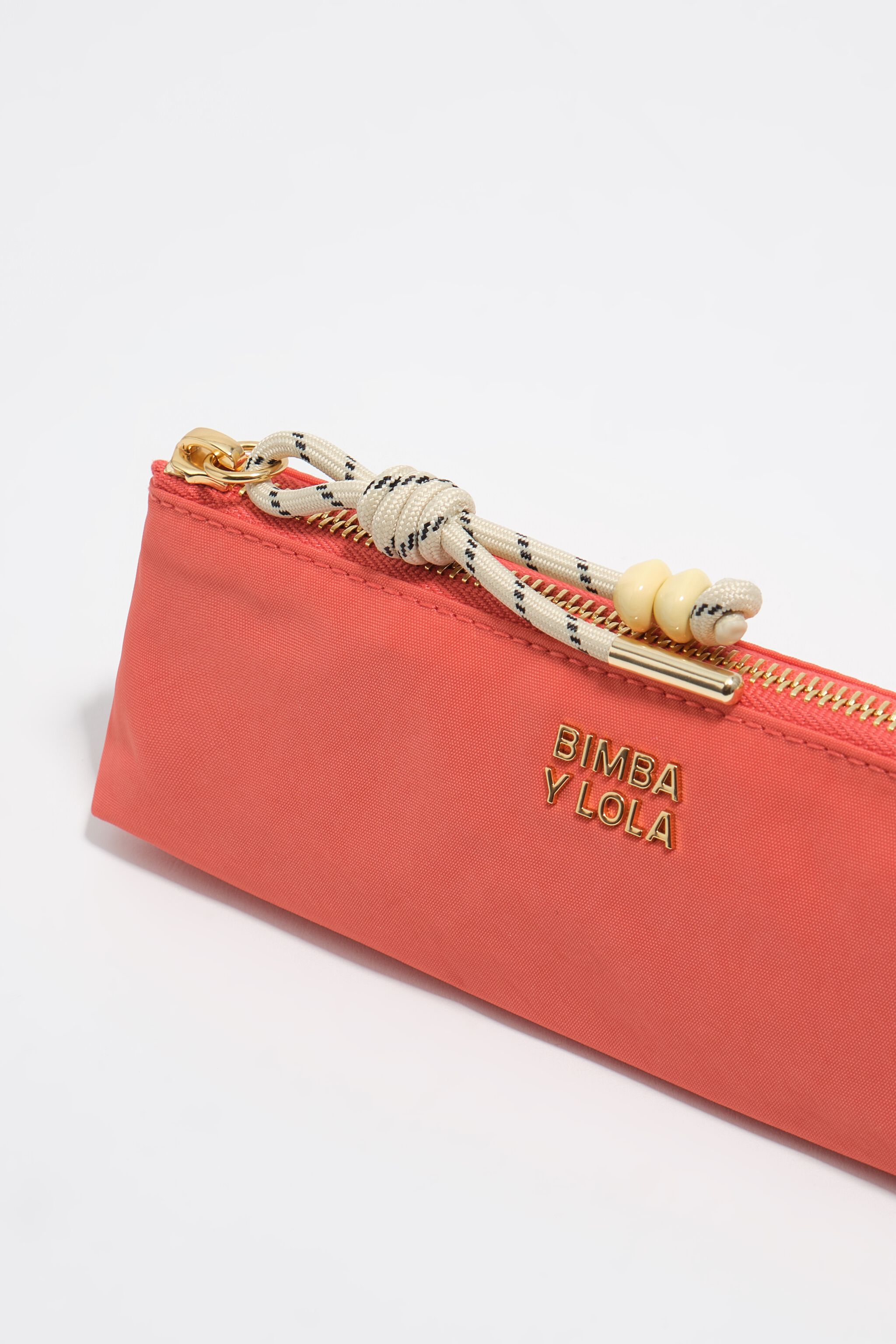 Funda de nailon coral