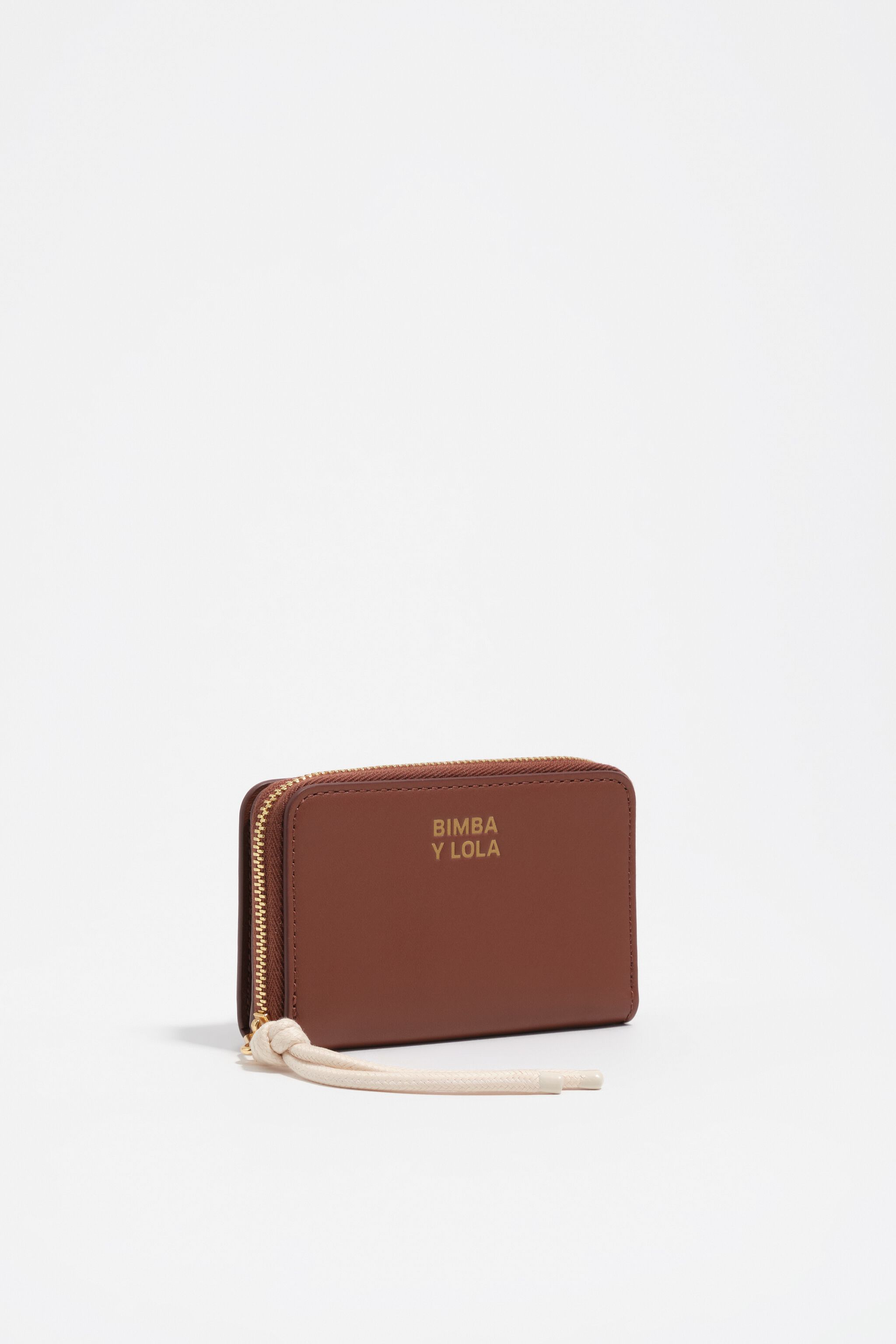 Monedero de cuero de nogal pequeño