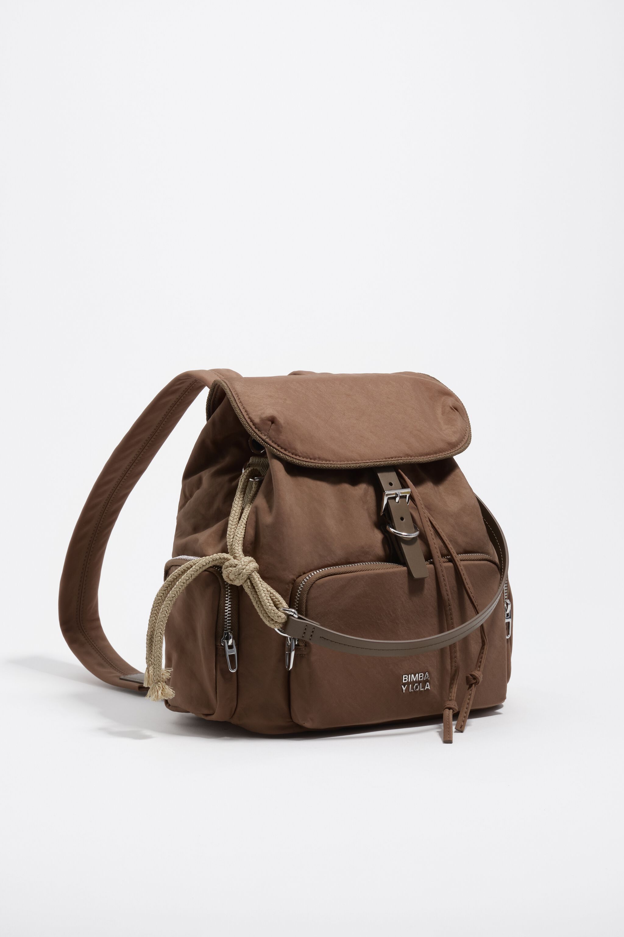 Mochila de bolsillo de nailon con nougat