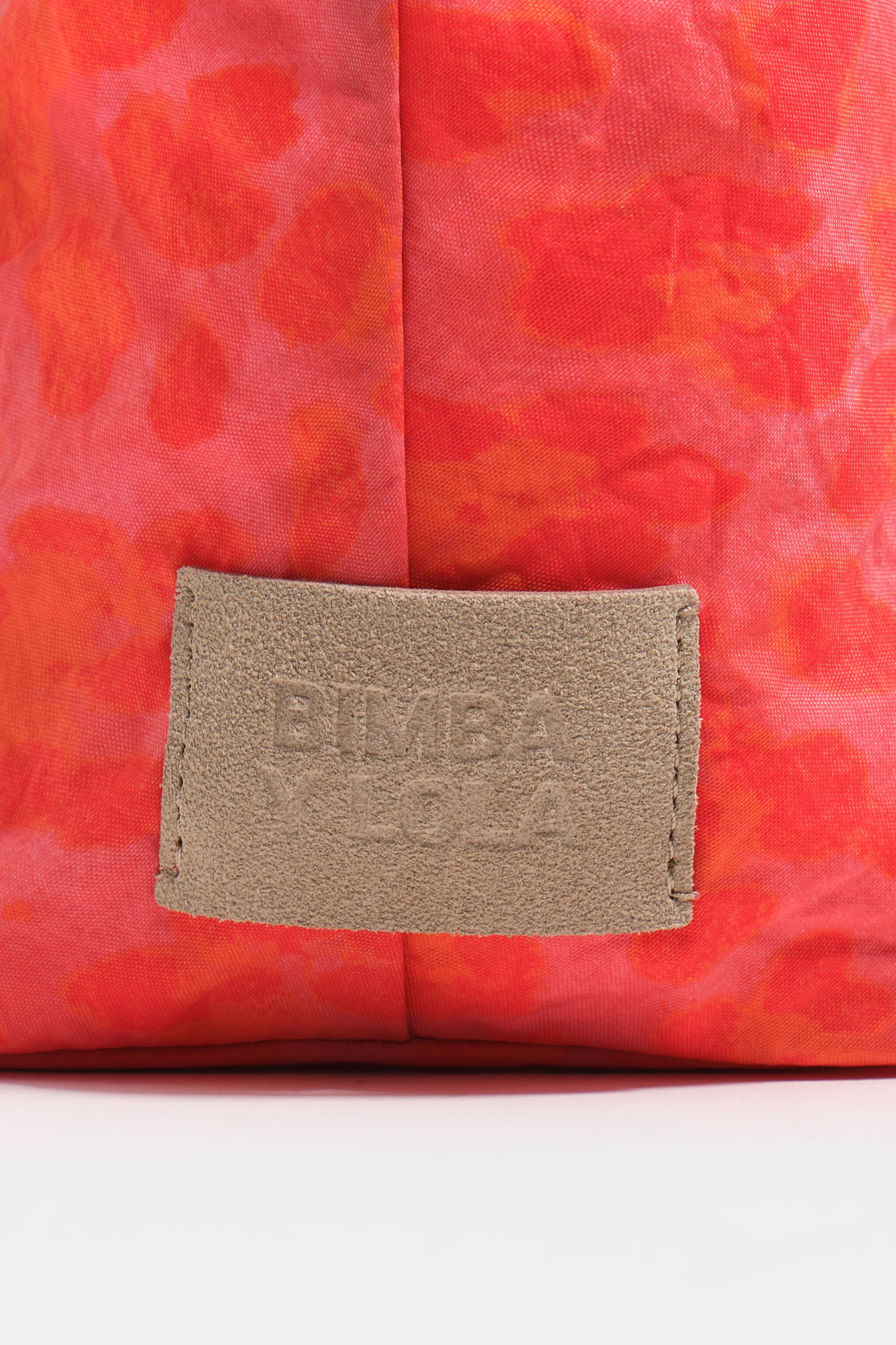 Bolso mini de nailon con estampado de leopardo rosa