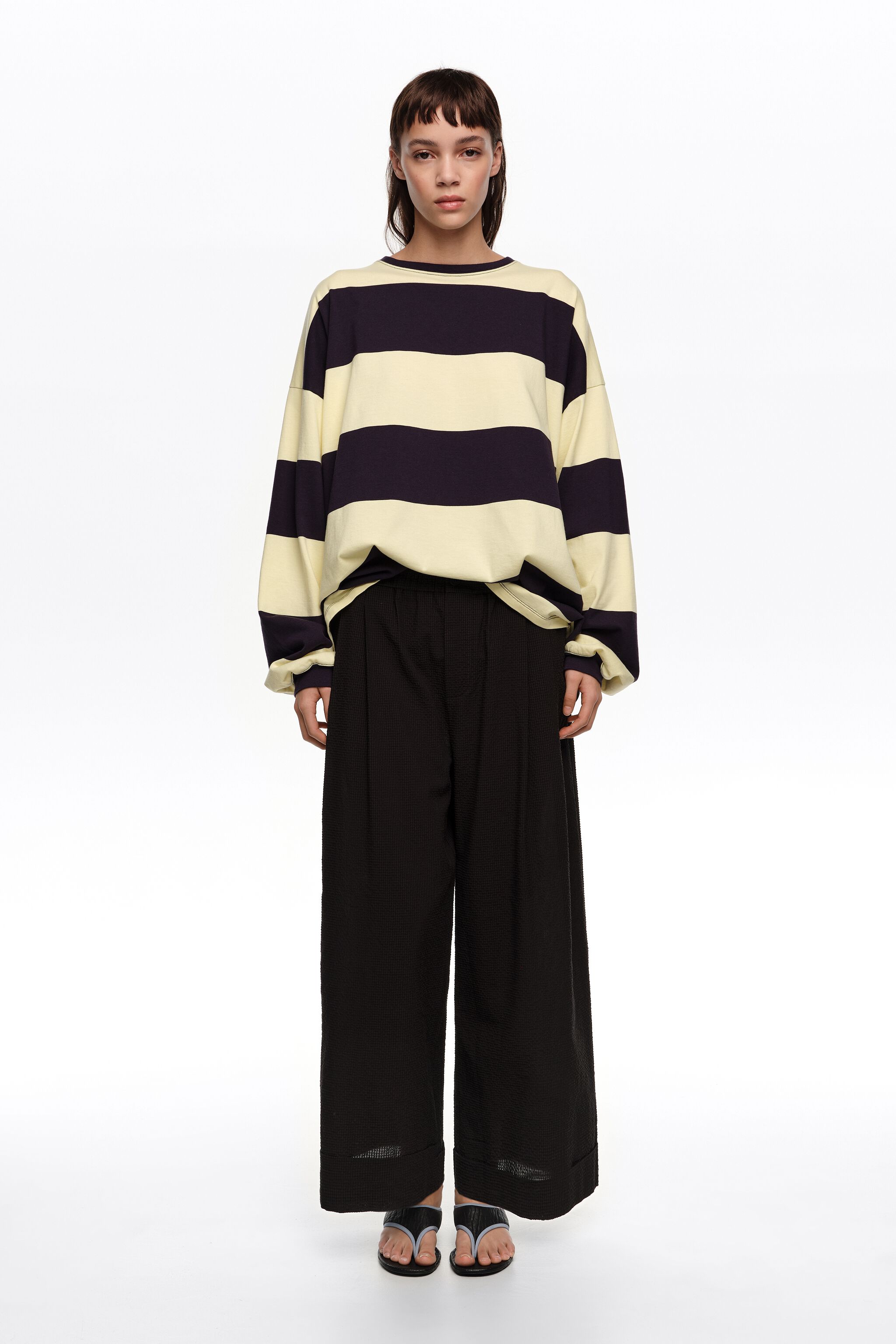 Pantalones bombachos con textura negros