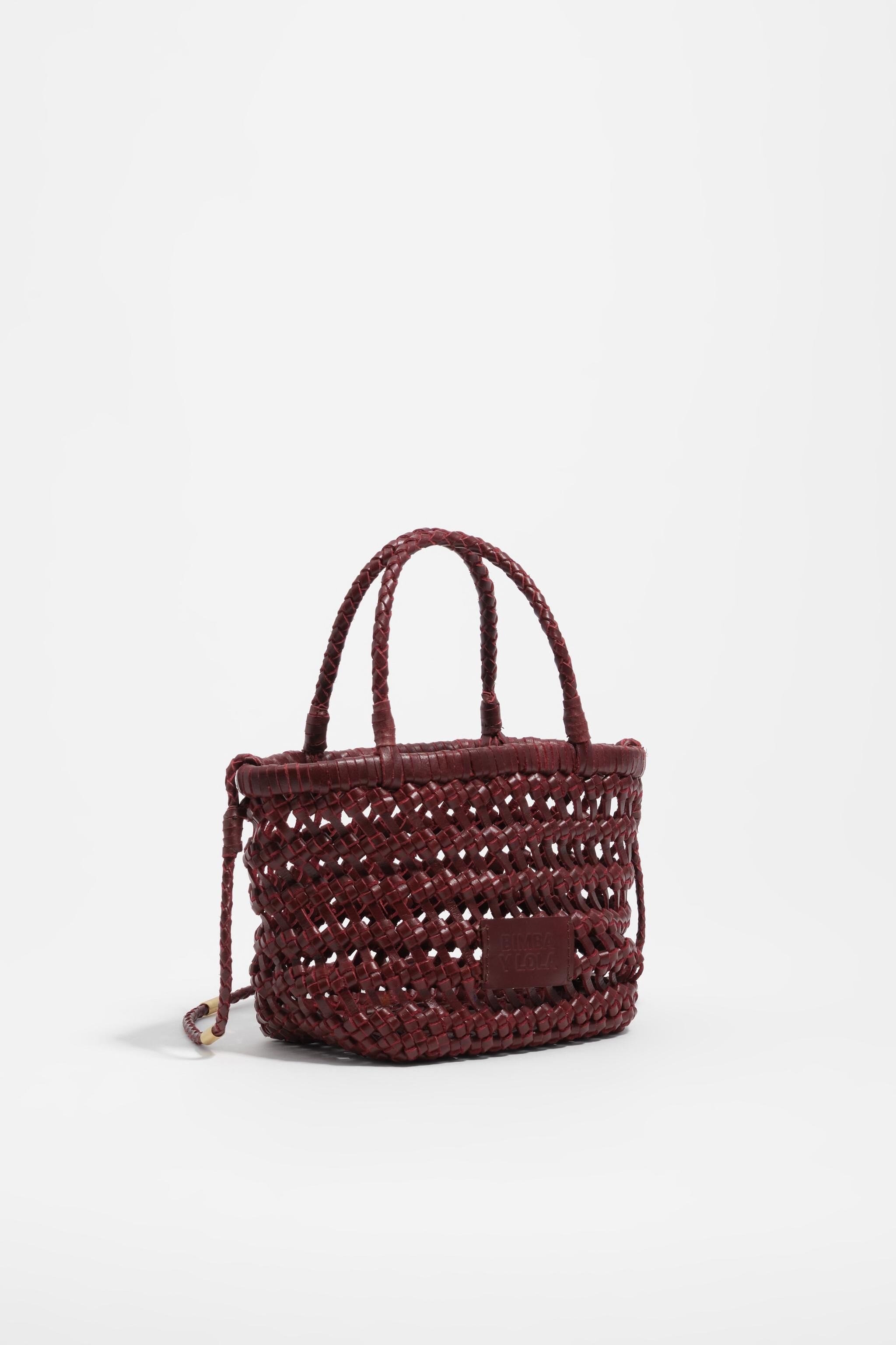 Bolso mini de cuero con trenza de cereza oscura