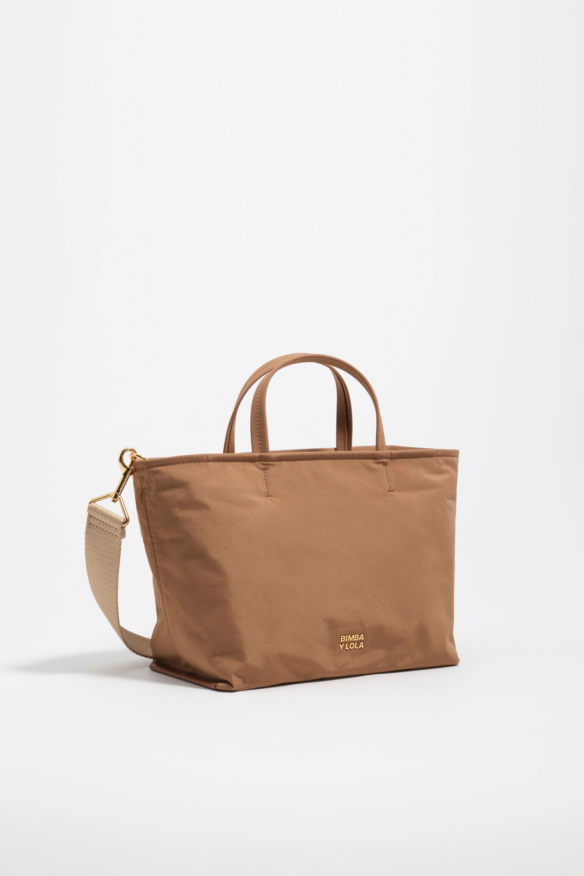 Bolso bandolera de gabardina nogal mediano