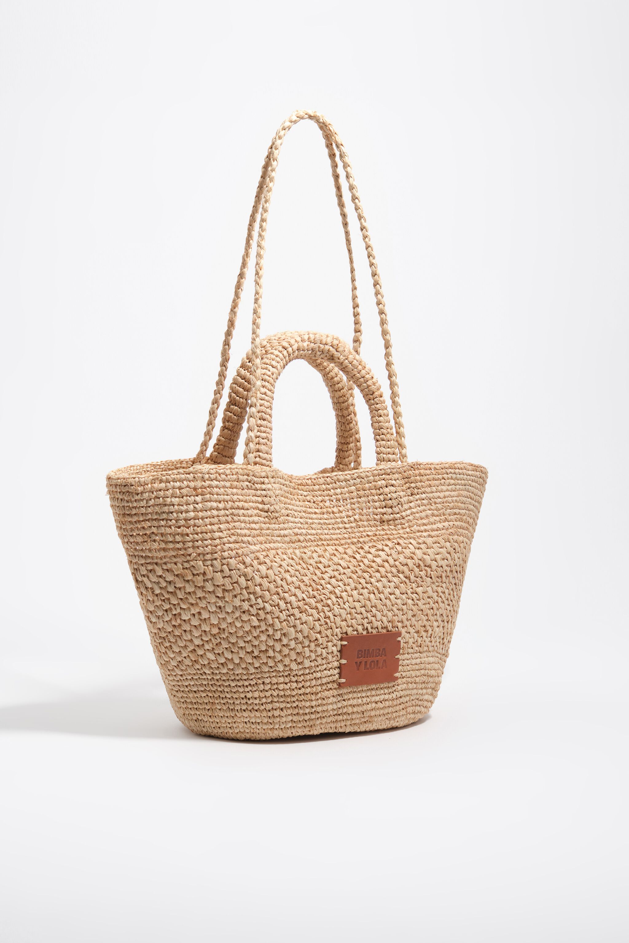 Bolso tejido de rafia natural grande