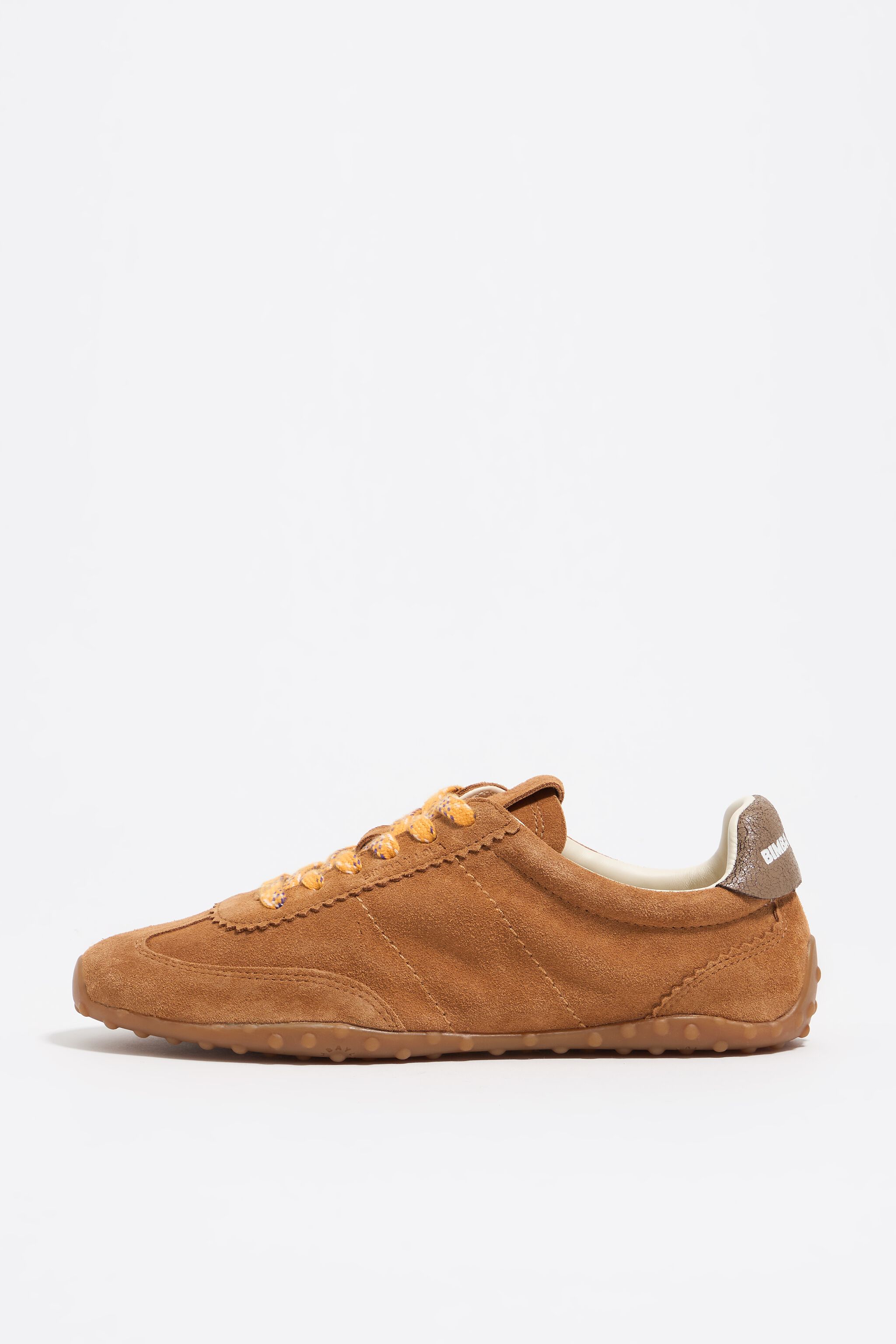 Zapatilla de ante marrón claro 13 29