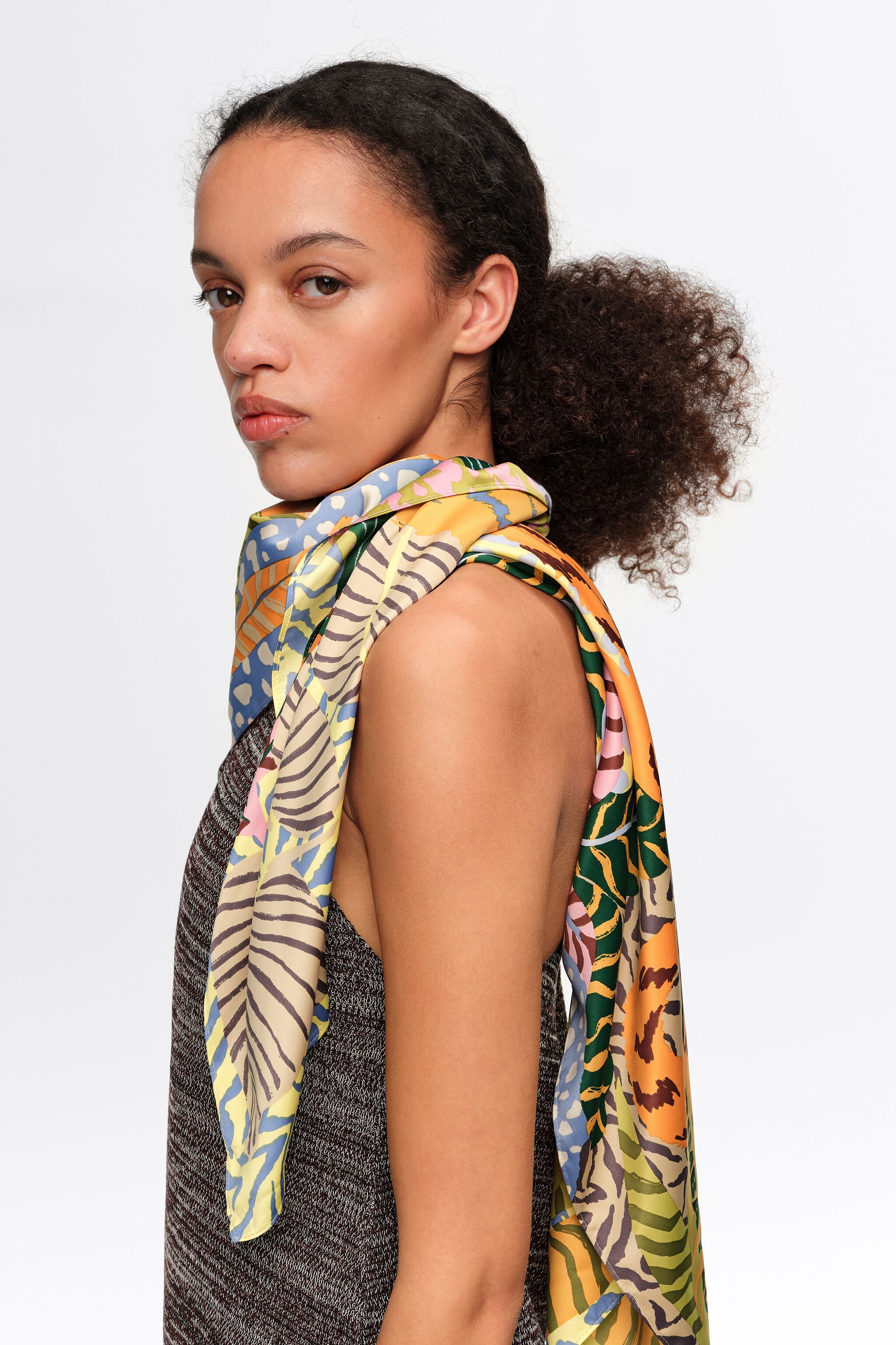 Pashmina de jengibre silvestre