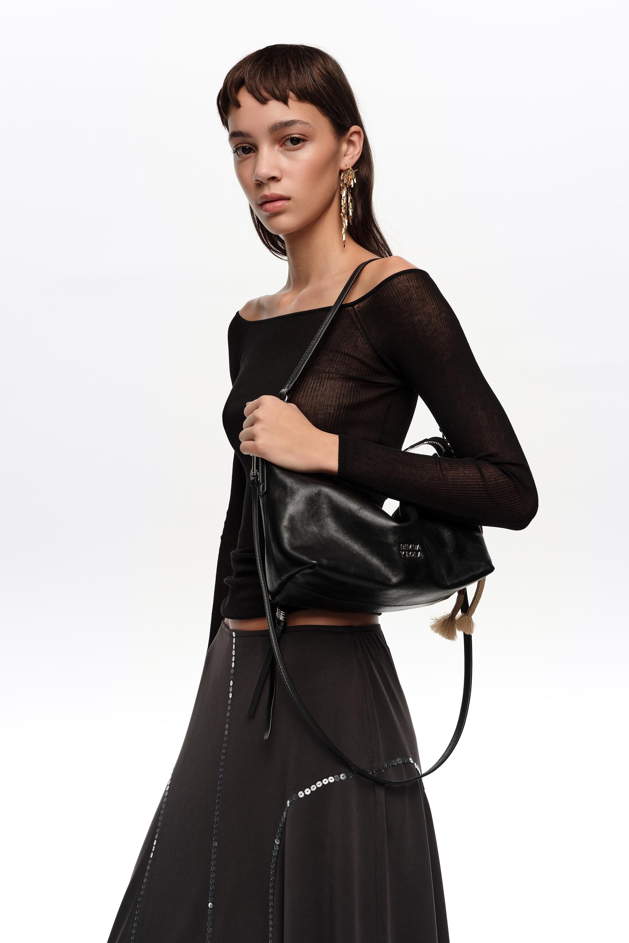 Bolso Trapecio negro mediano