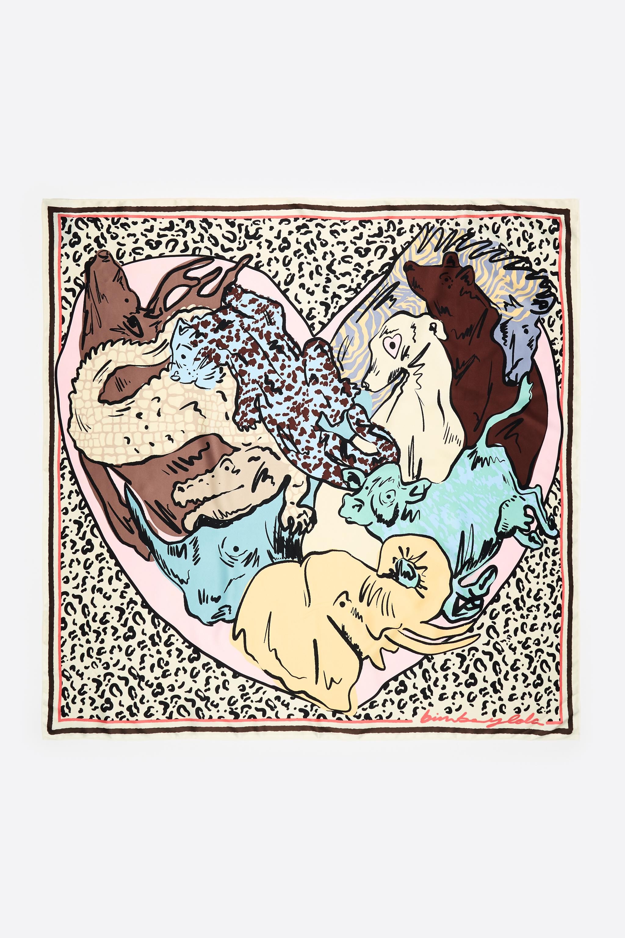 Pañuelo de animales en forma de corazón de color crema