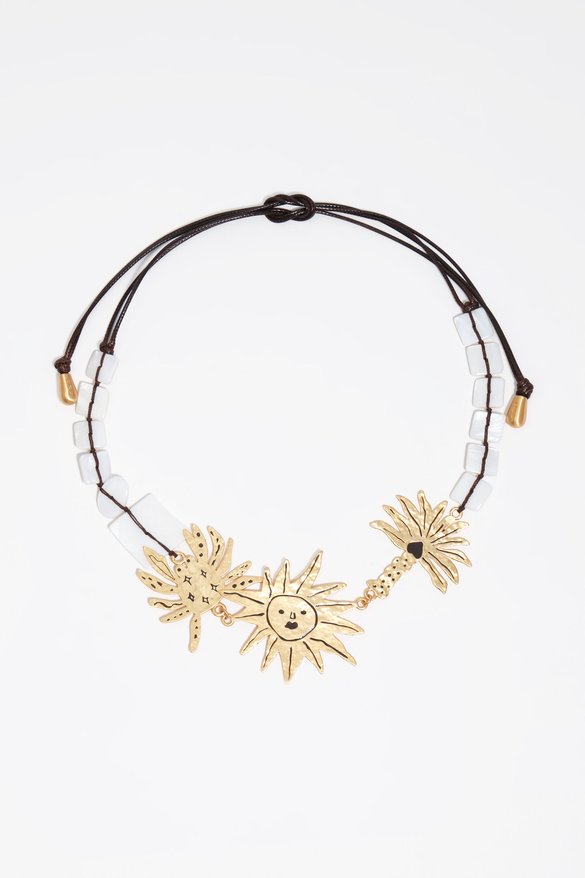 Collar de sol y animal dorado cepillado