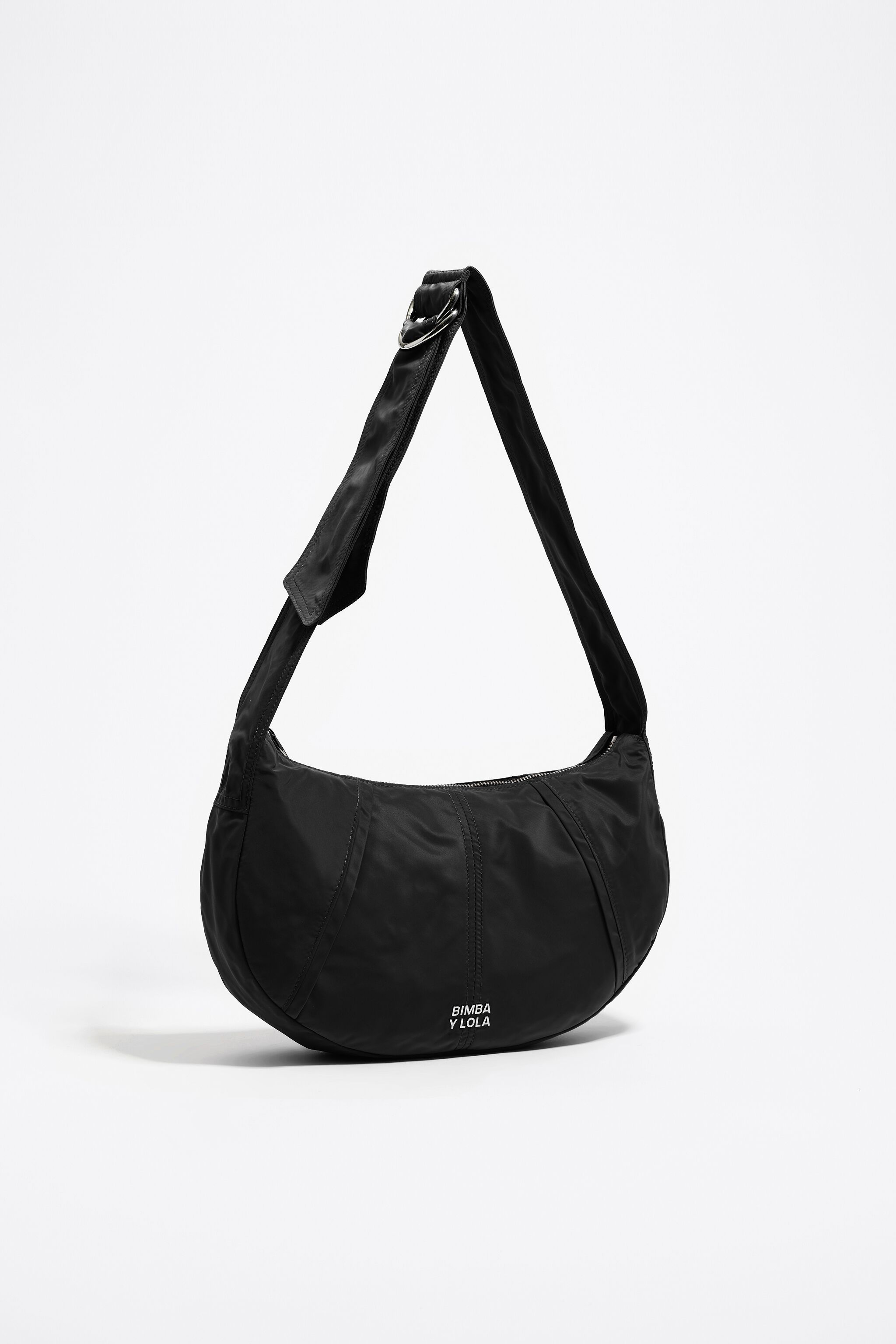 Bolso Moon de nylon negro mediano