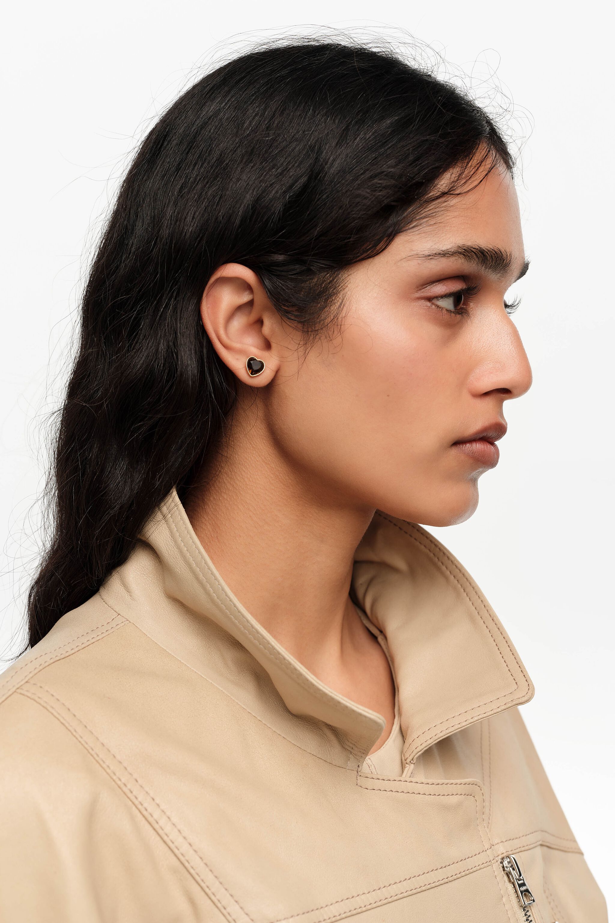 Aretes de cristal con forma de corazón de topacio