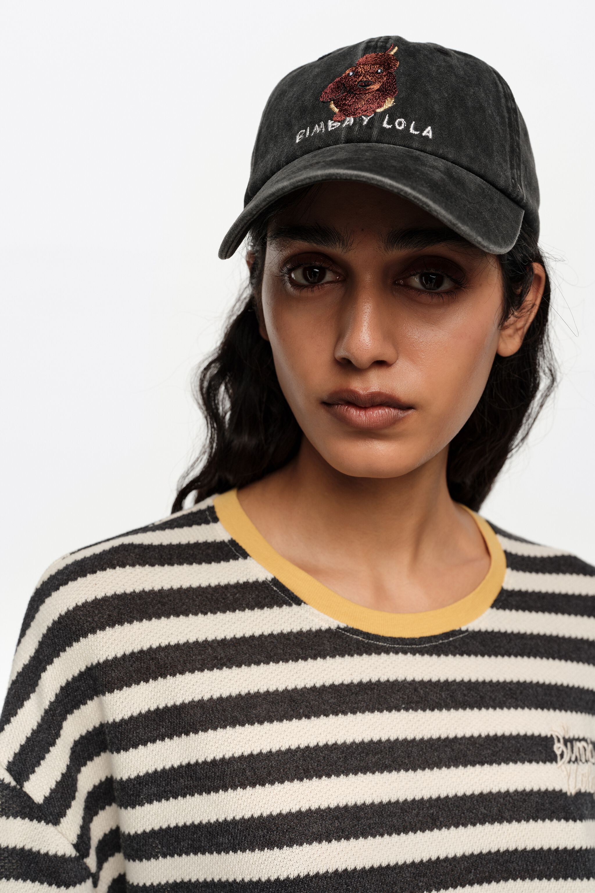 Gorra de algodón lavado con diseño de dachshund