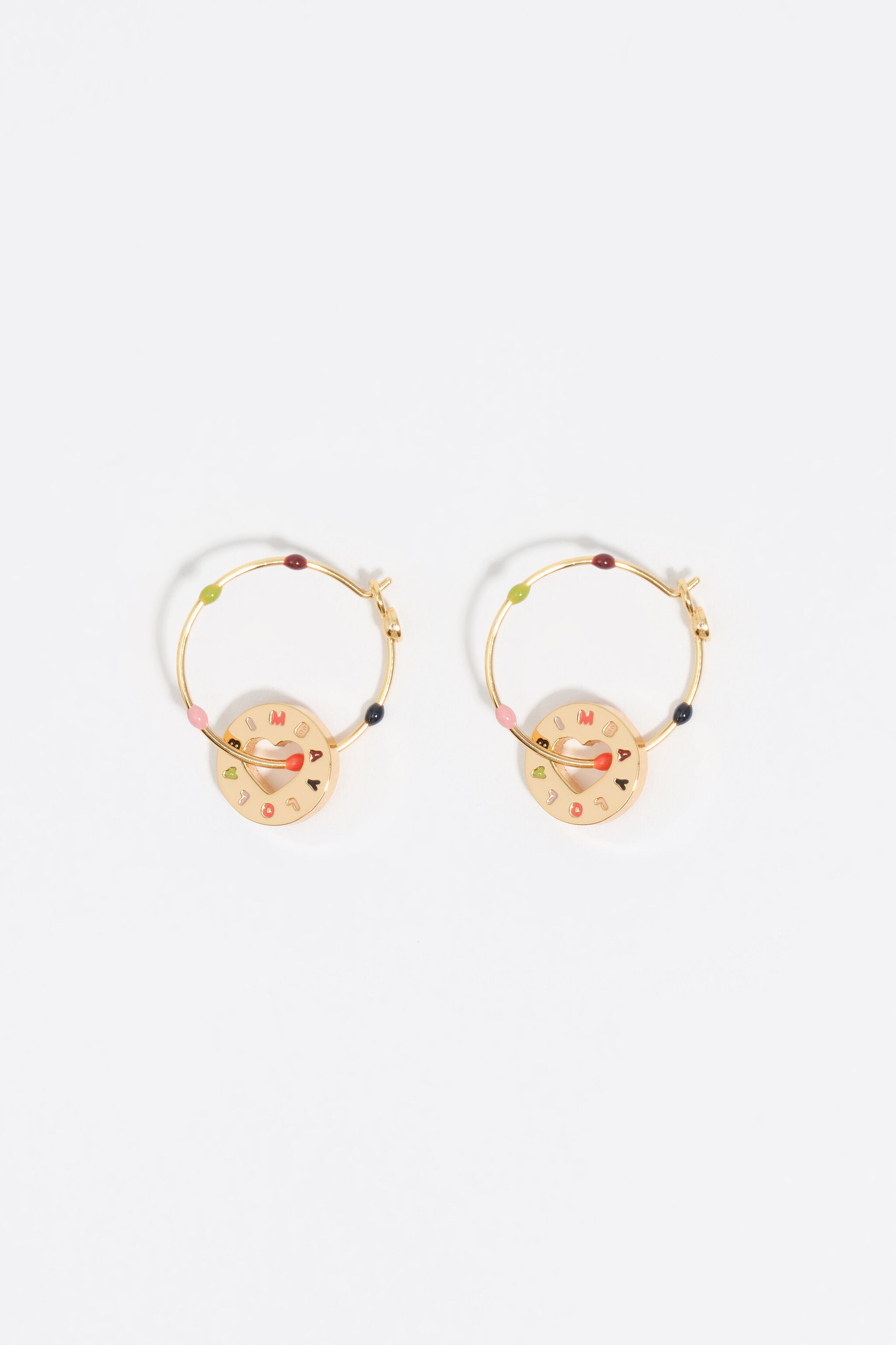Aros de oído con logo multicolor dorado