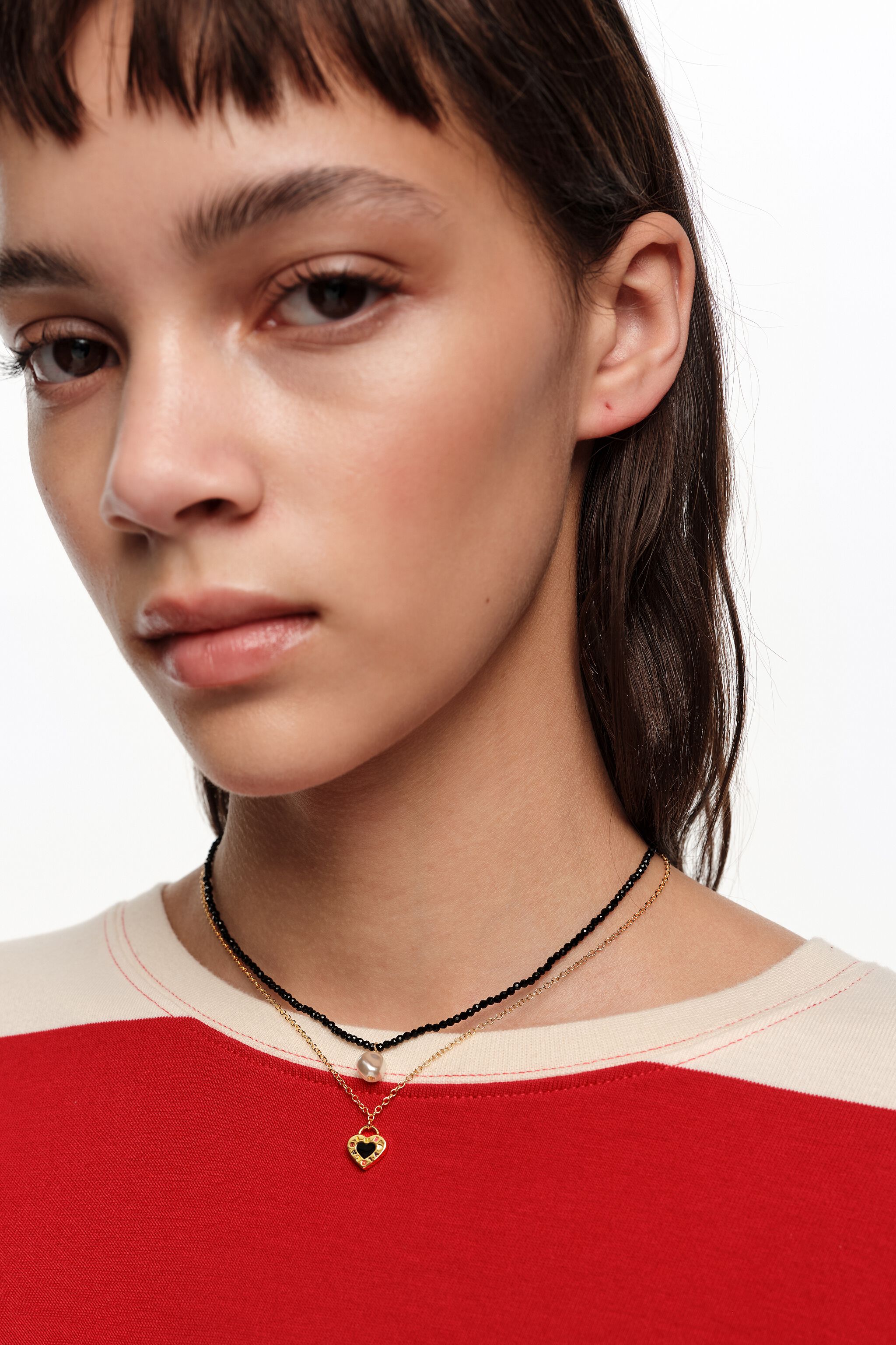Collar de cristal negro doble y perla