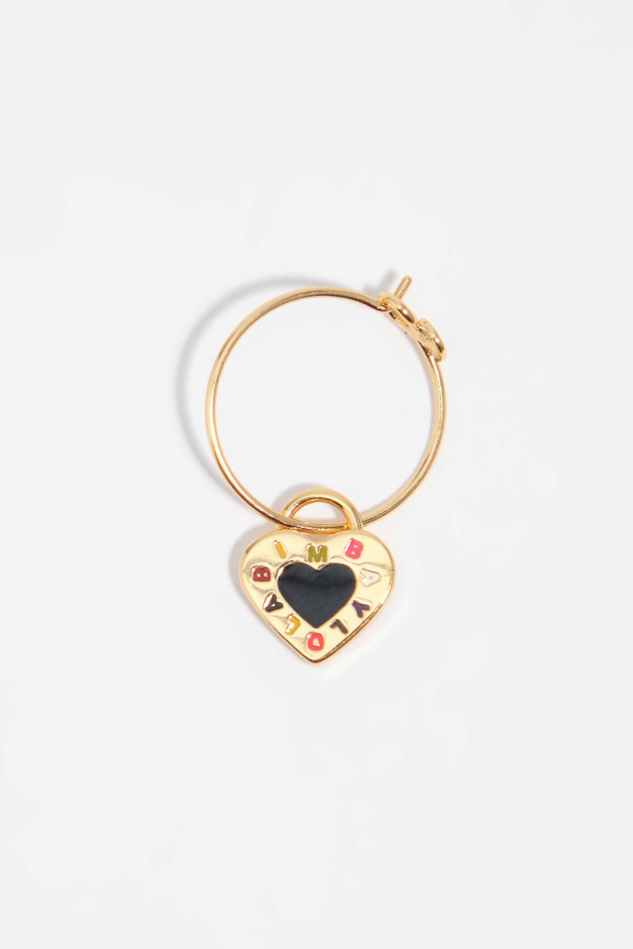 Aros de pendientes con logo de corazón negro