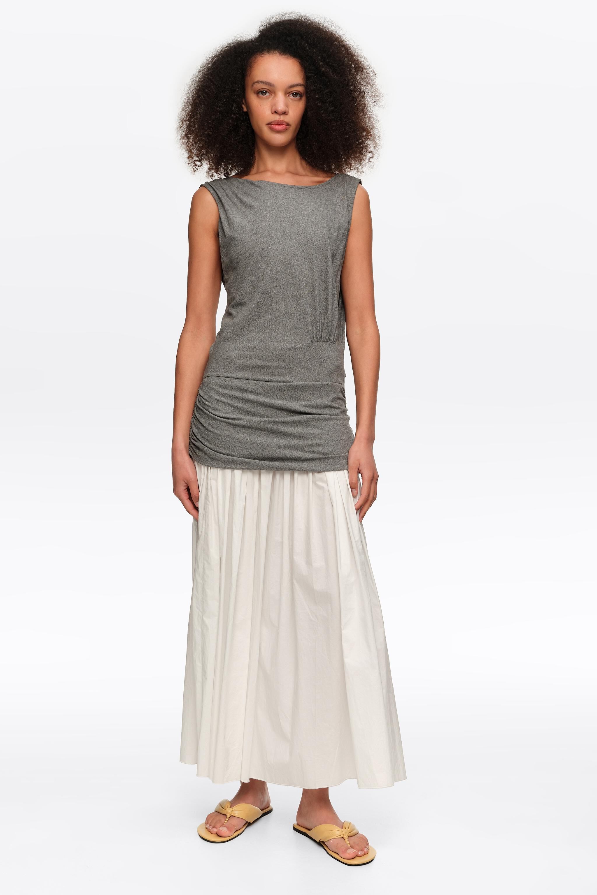 Vestido sin mangas de gris melange bicolor