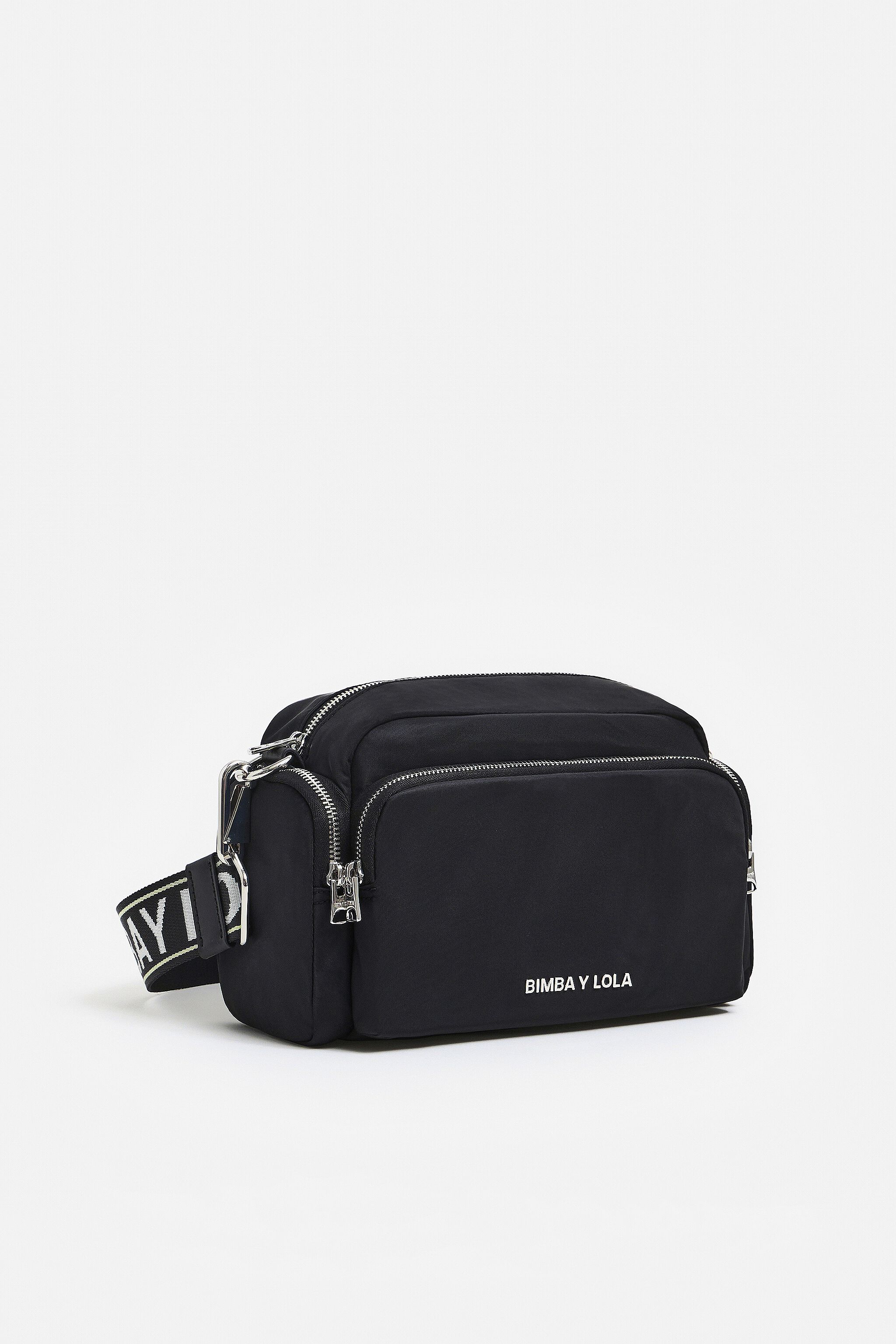Bolso de bolsillo de nailon negro mediano