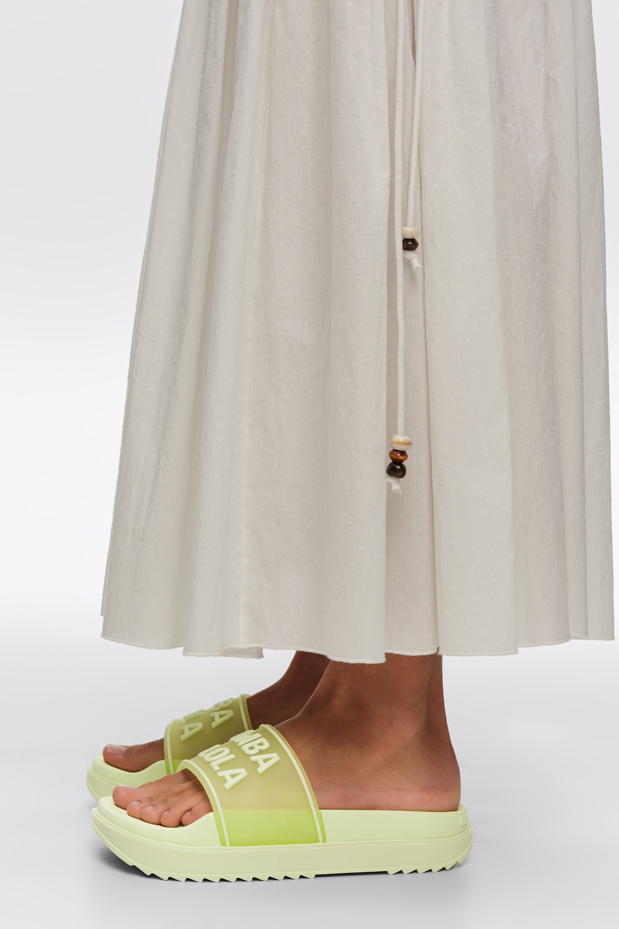 Chanclas de plataforma con estilo de deslizamiento