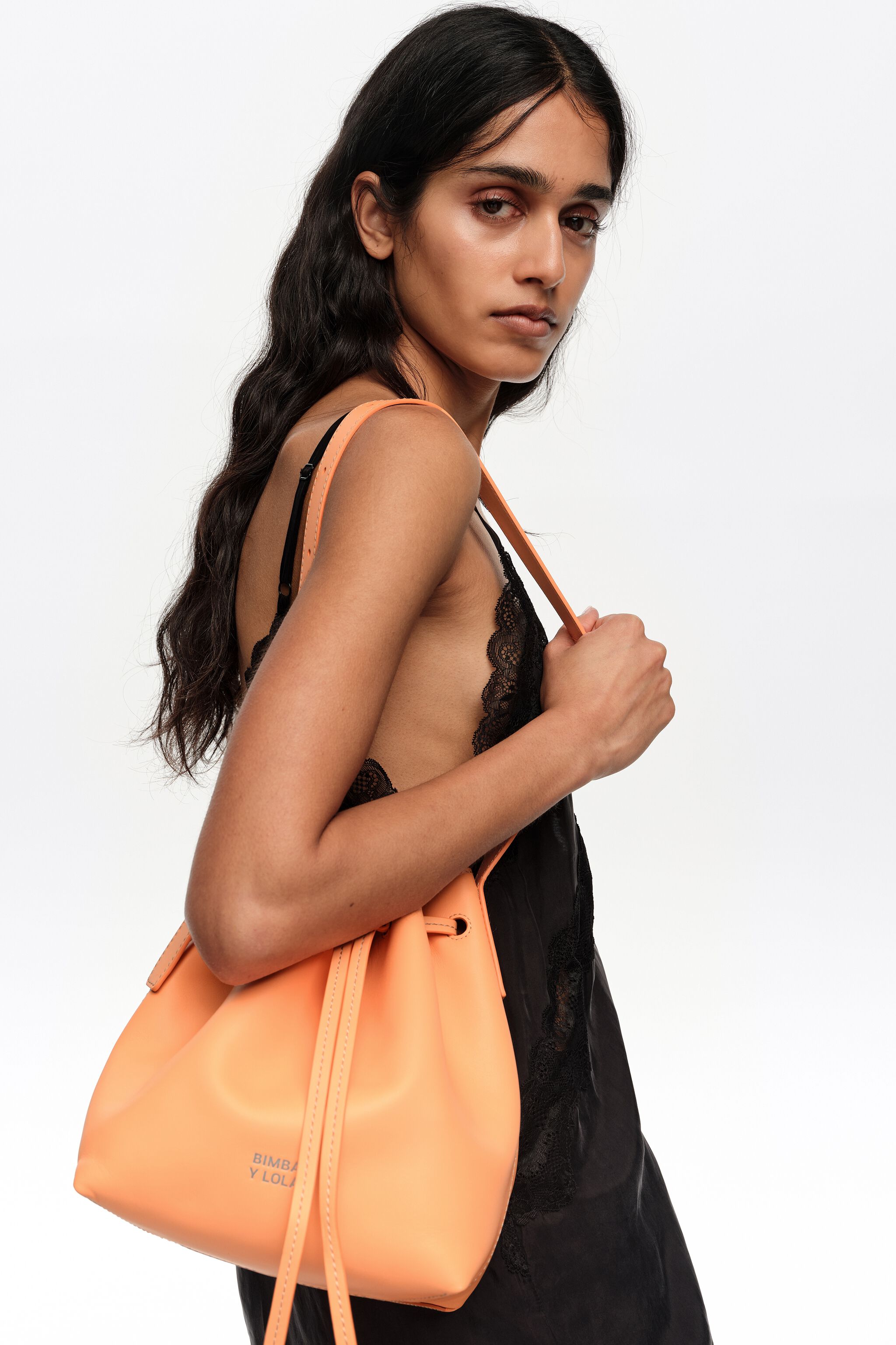 Bolso bandolera de cuero sorbete naranja grande