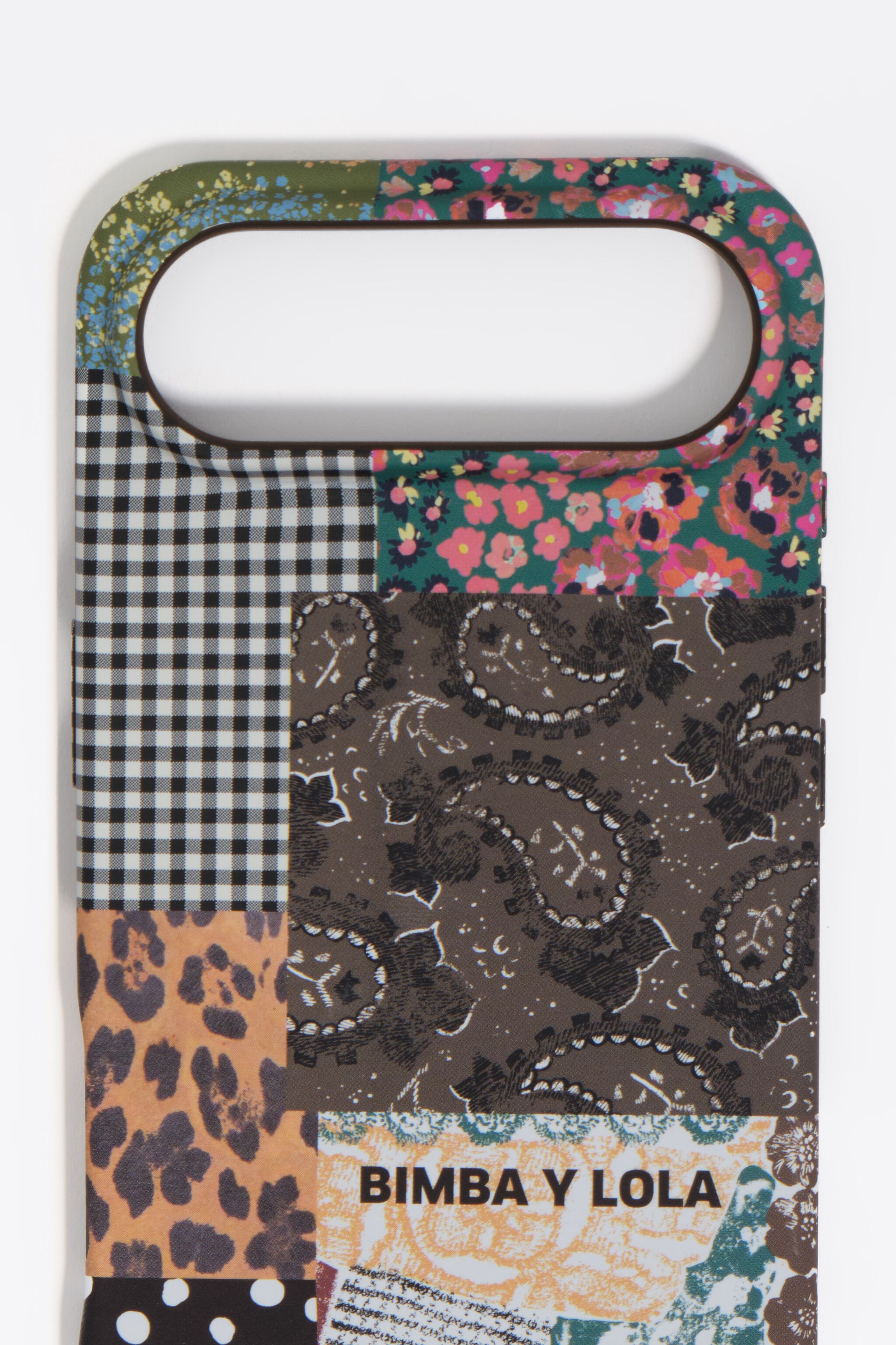 Funda rígida para iPhone 17 air con diseño de patchwork