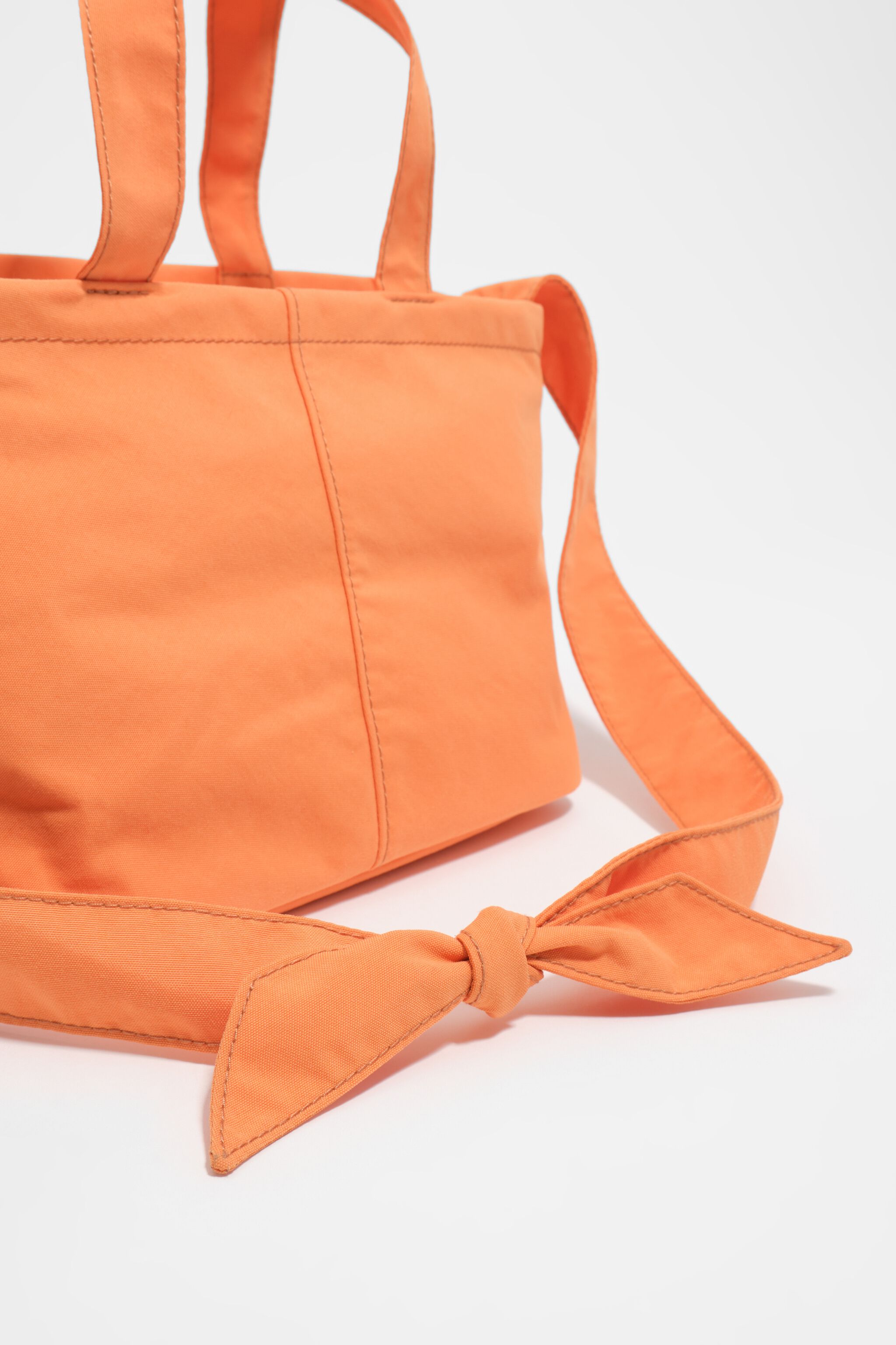 Bolso cruzado de nailon naranja