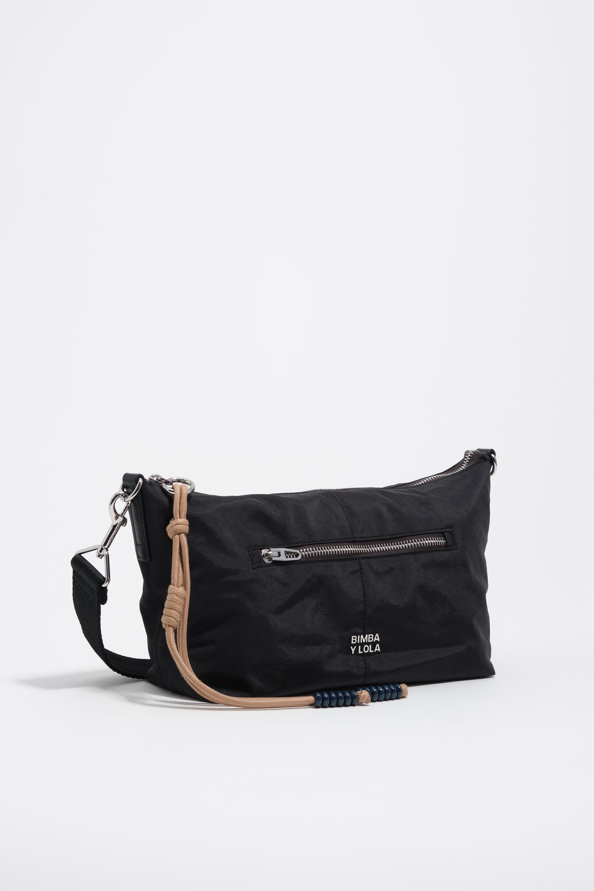 Bolso Trapecio de nailon negro