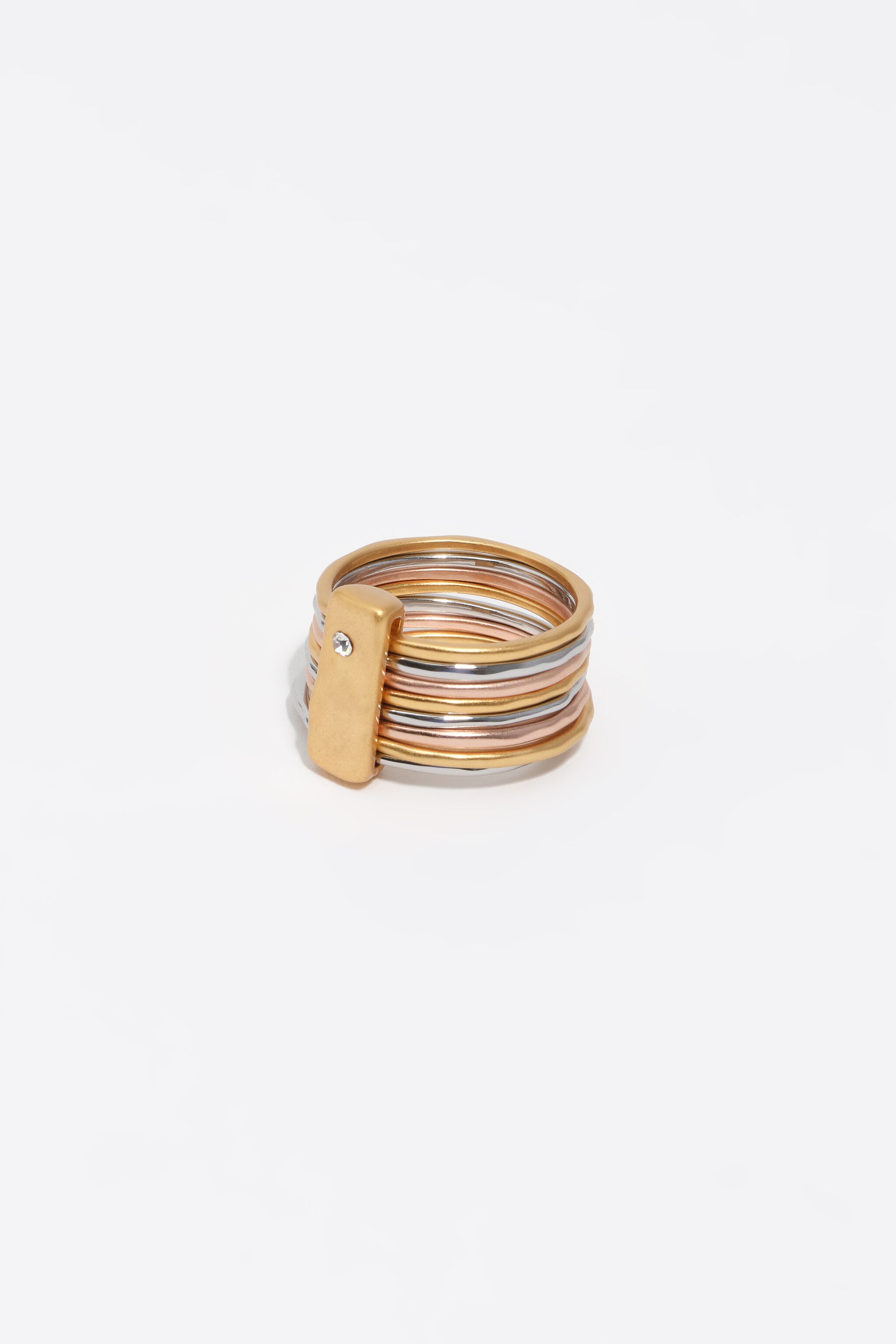 Anillo texturizado de tres tonos