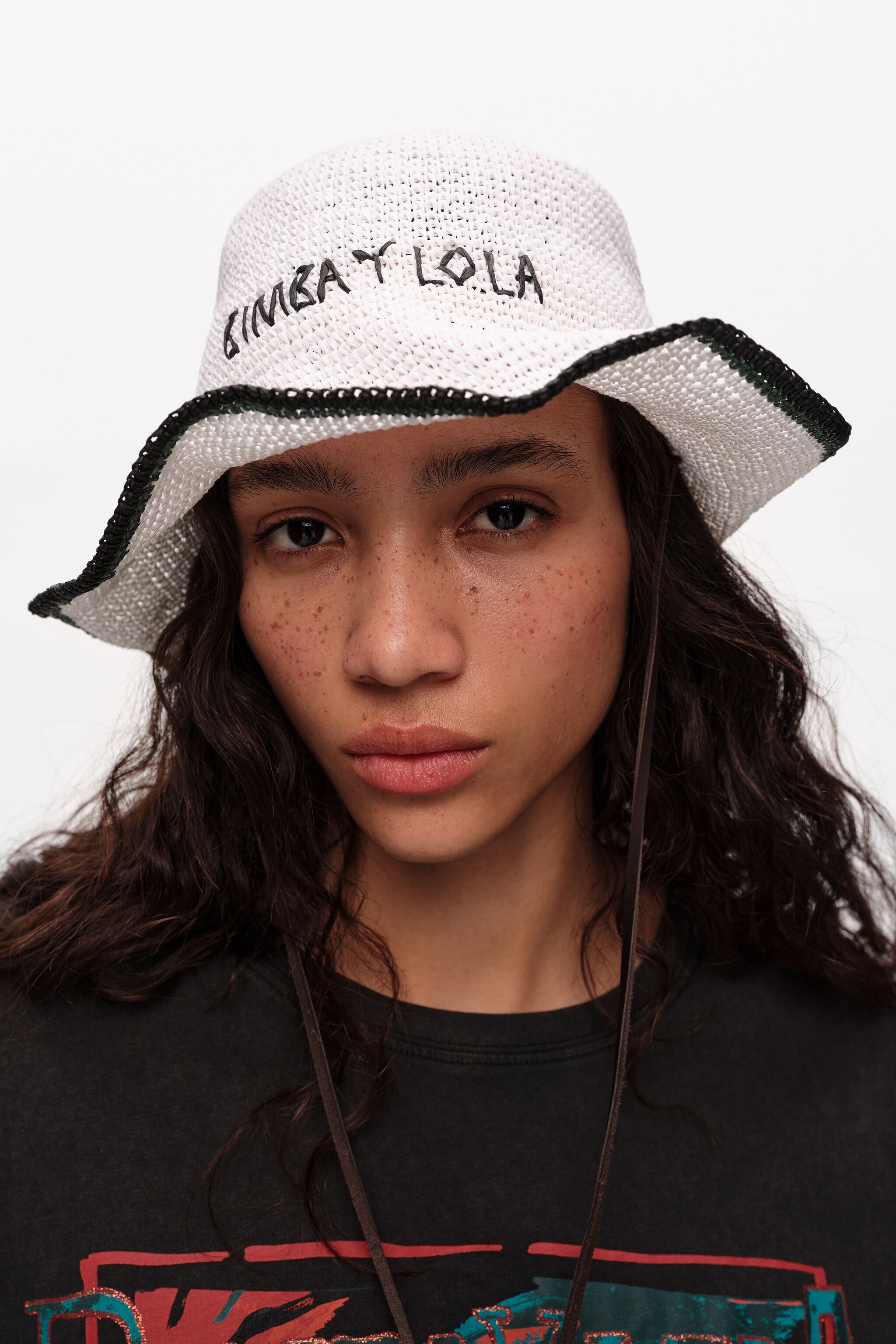 Sombrero de efecto rafia blanco