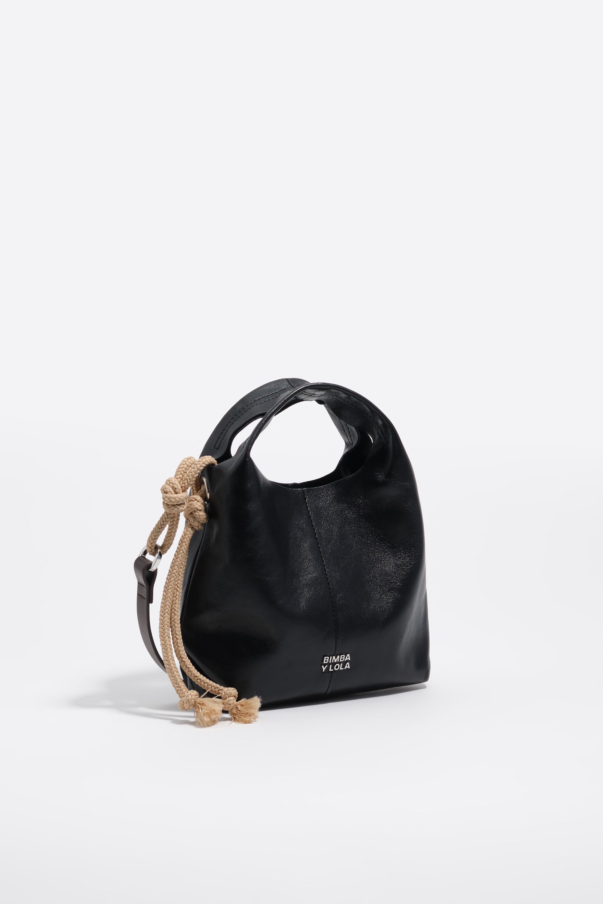 Minibolso de cuero negro