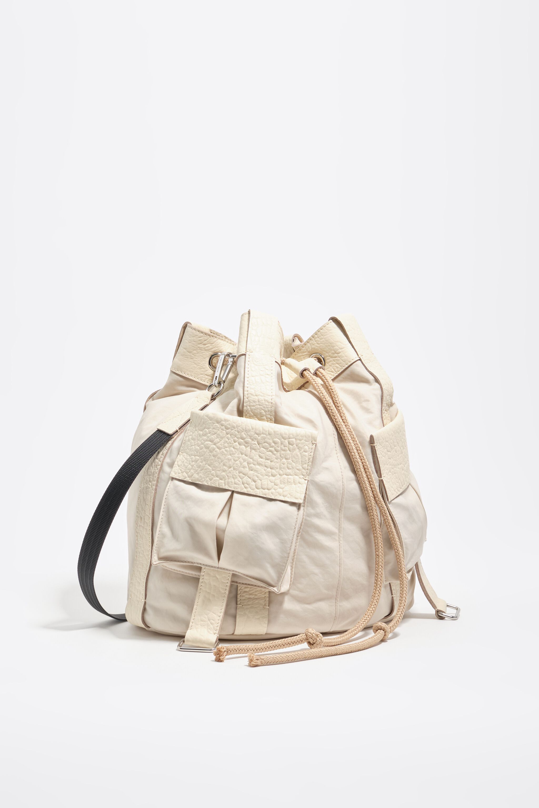 Bolso bandolera blanco de piedra grande