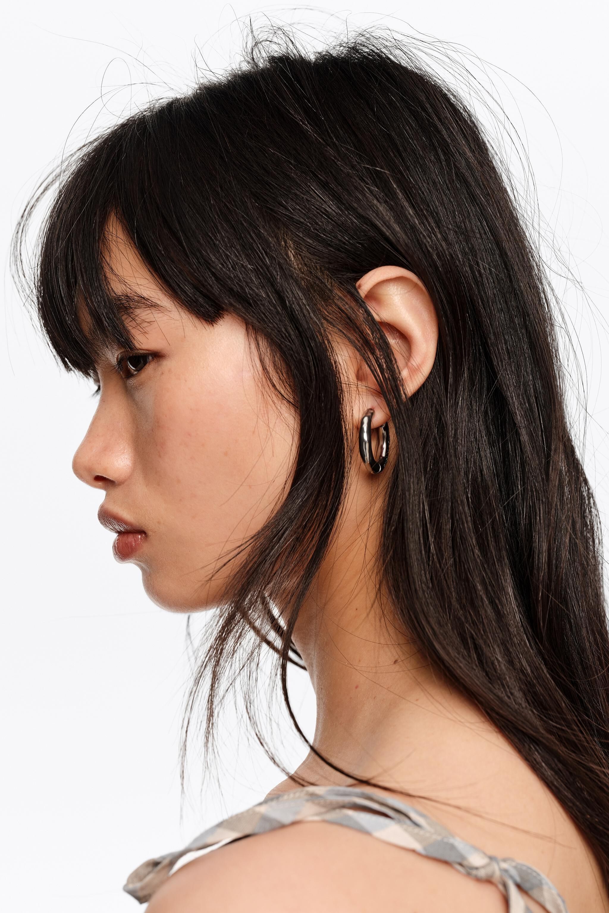 Aretes de aro irregulares de plata