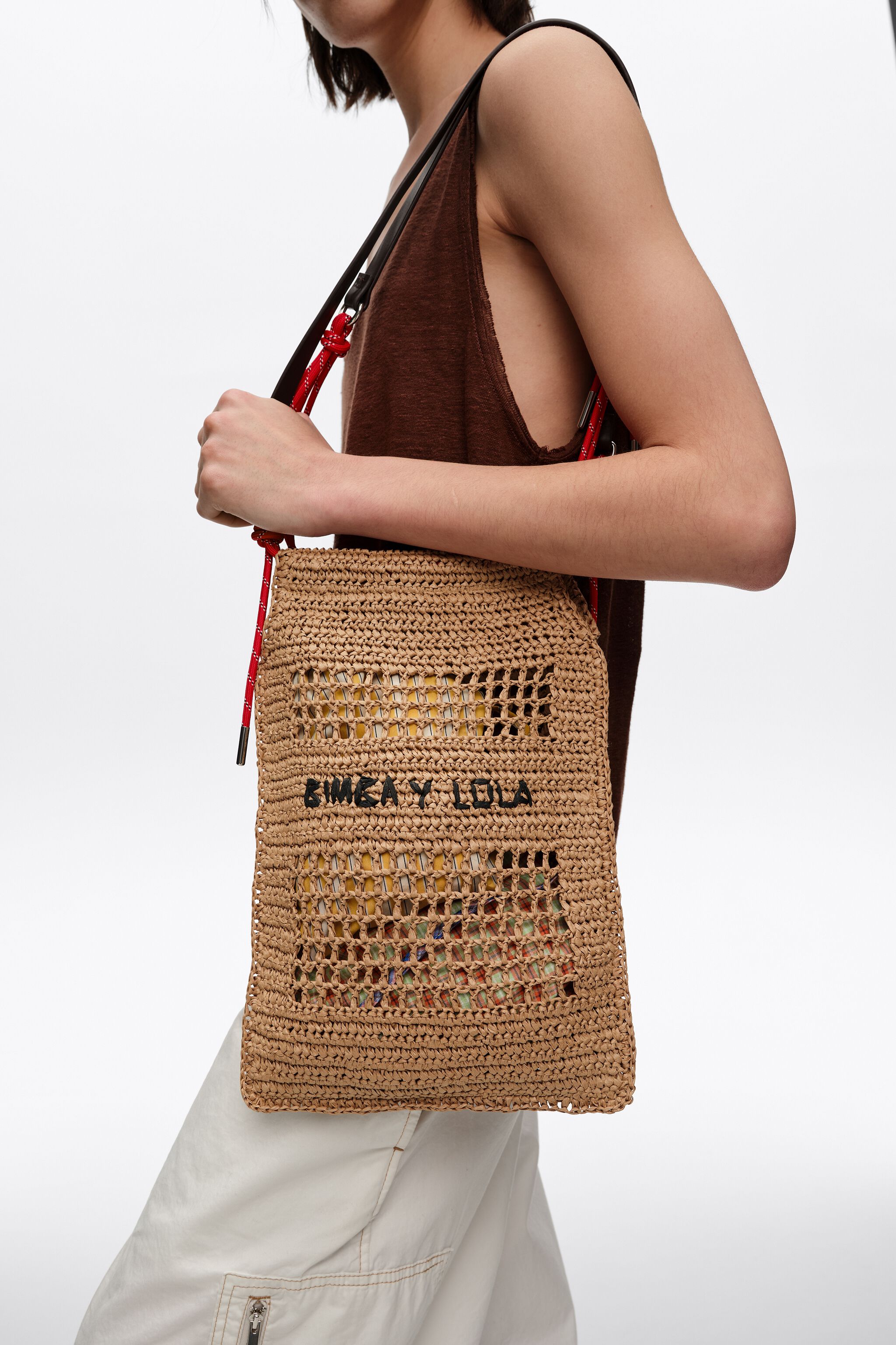 Bolso de hombro pequeño de papel natural
