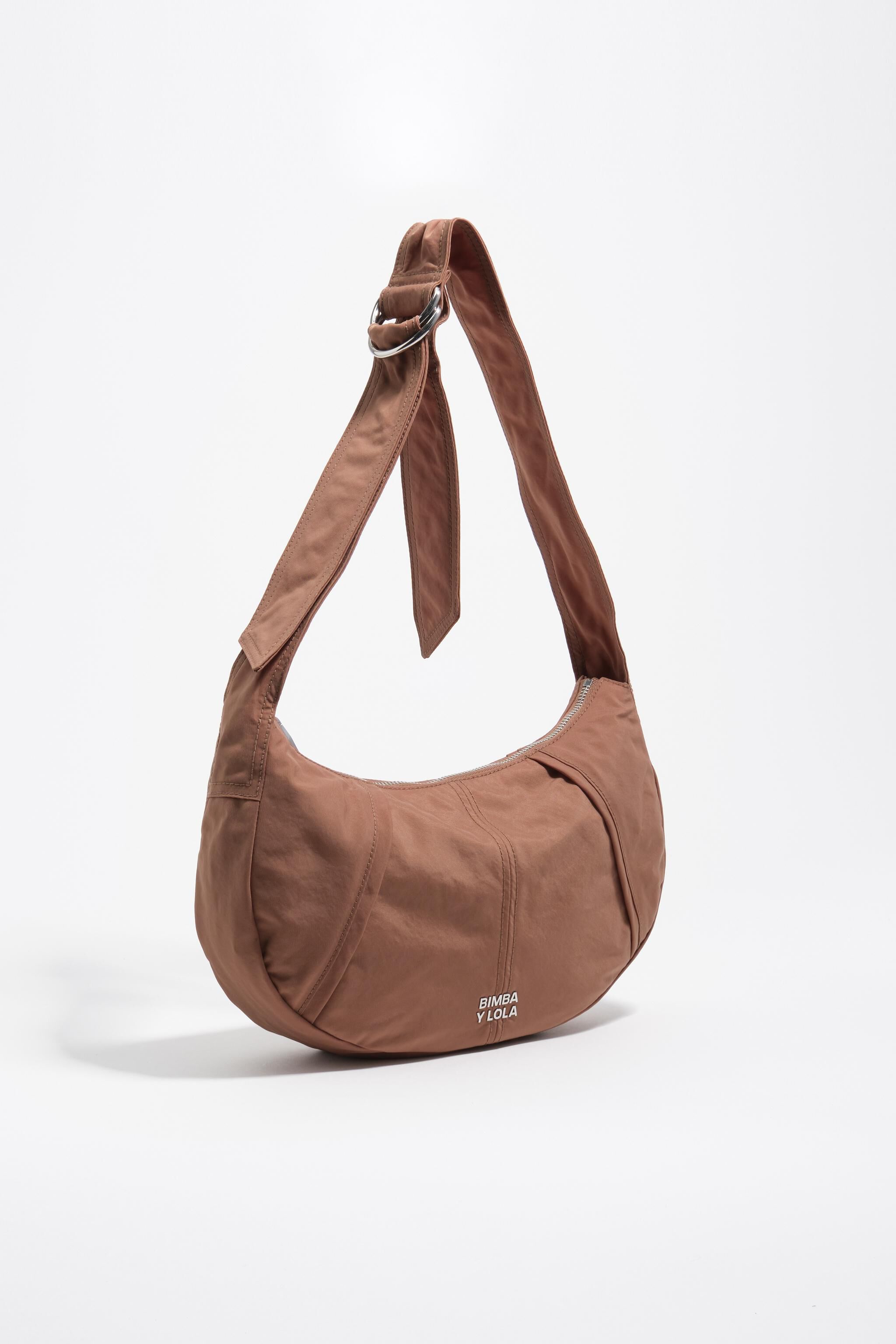 Bolso Moon de color marrón medio