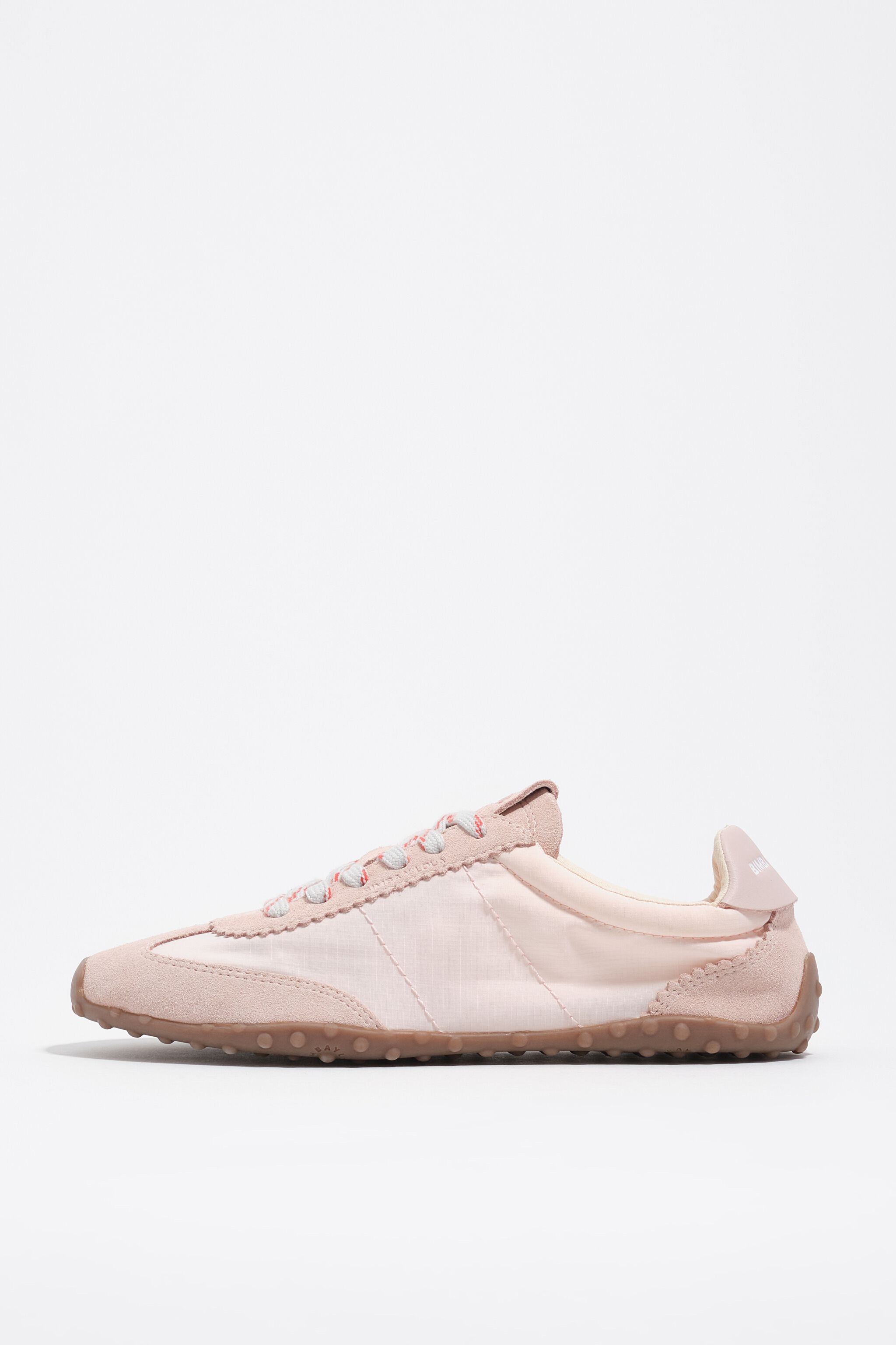 Zapatilla rosa de ante y nailon 13 29