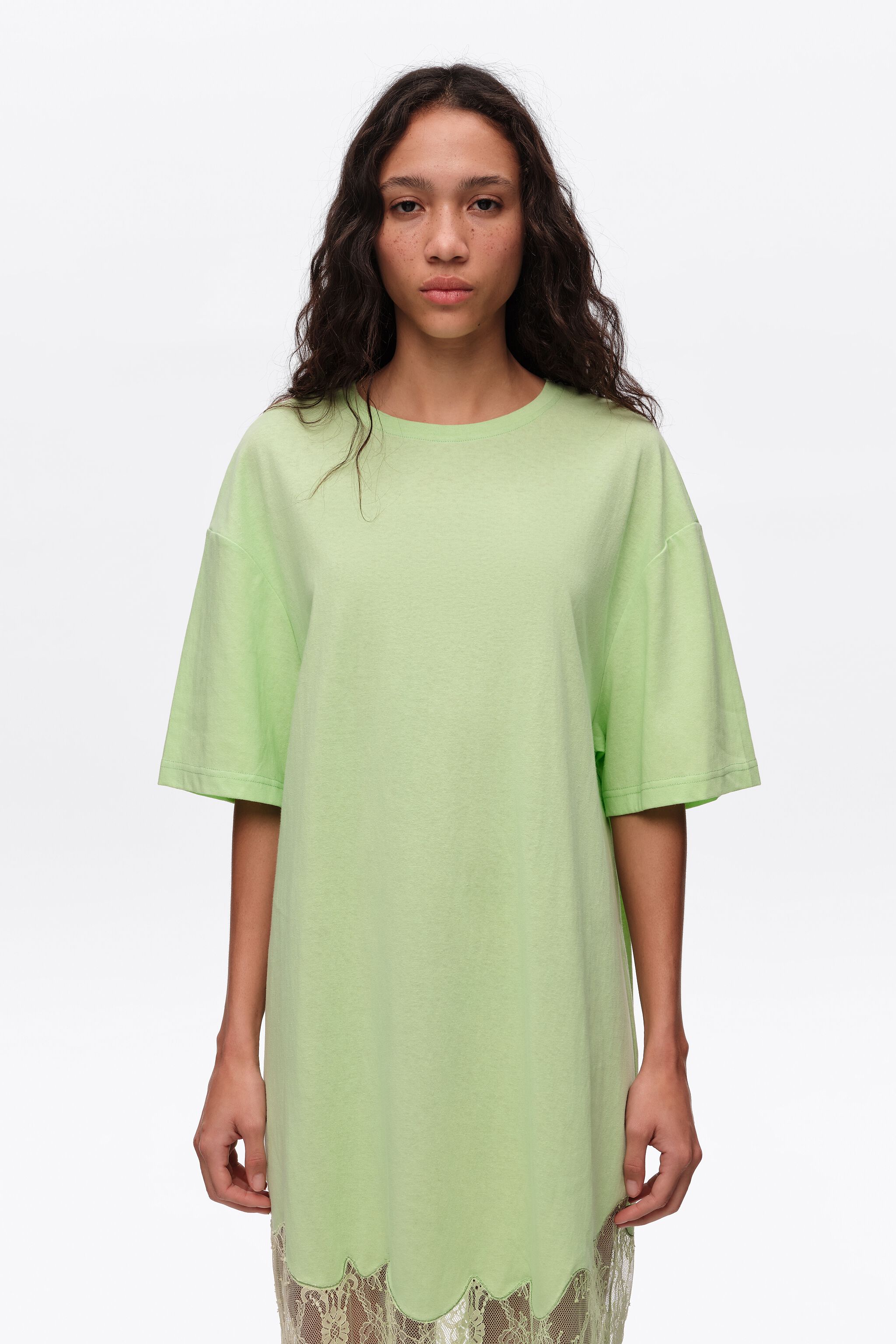 Vestido de camiseta de encaje de manzana corto