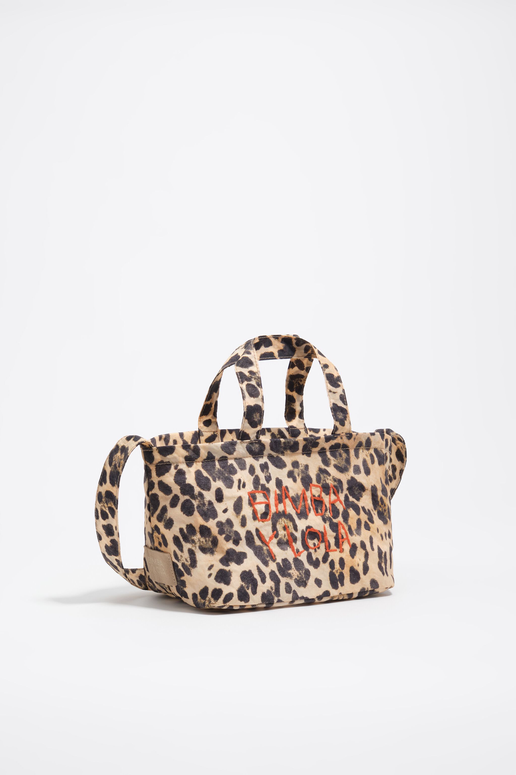 Bolso mini de nailon con estampado de leopardo natural