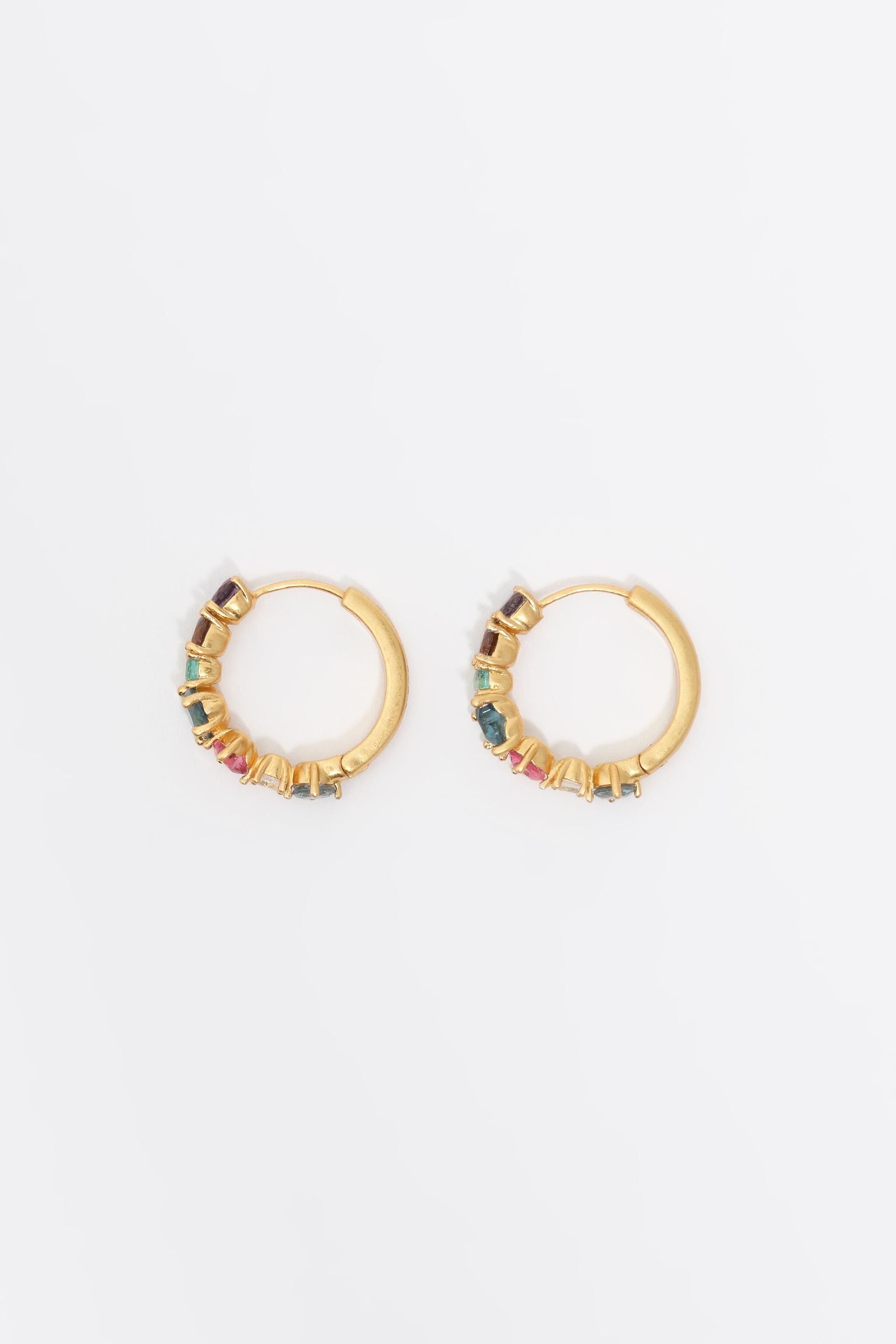 Aretes de aro con cristales dorados