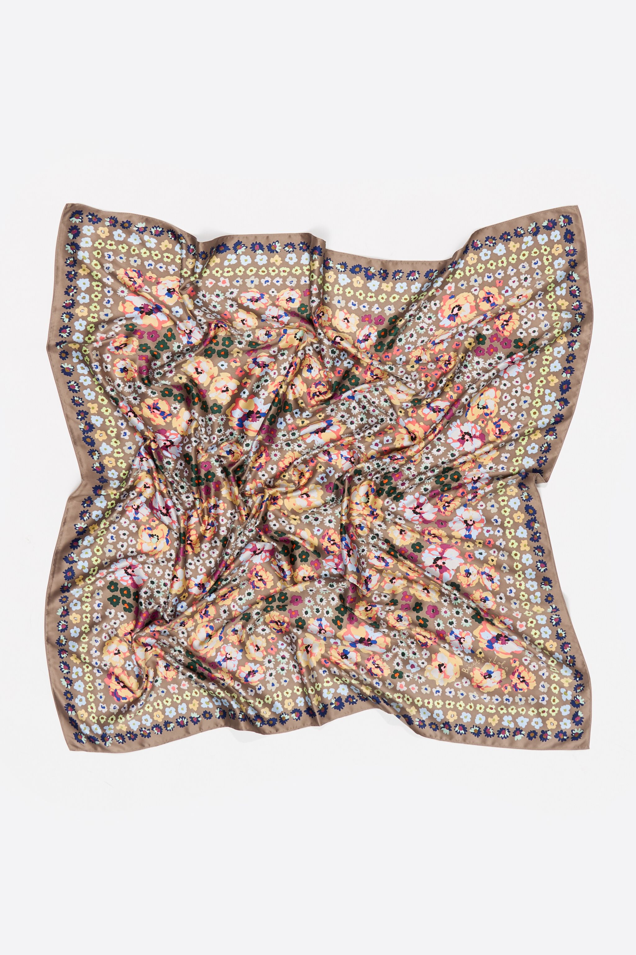 Pañuelo floral acuarela taupe