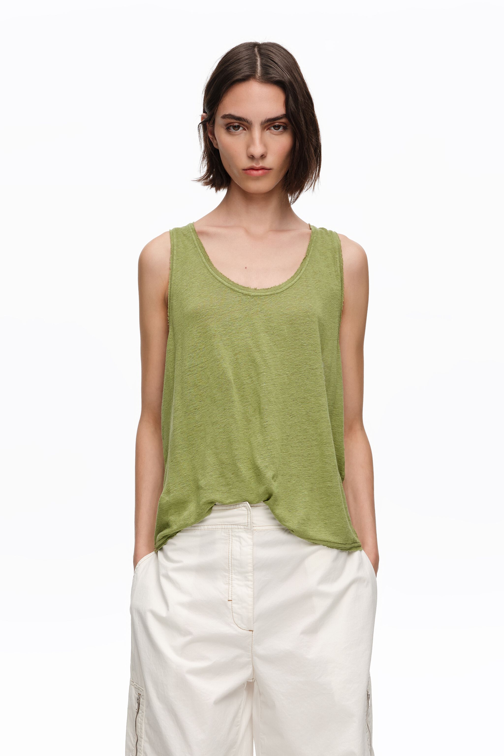 Top de encaje de lino lavado en verde