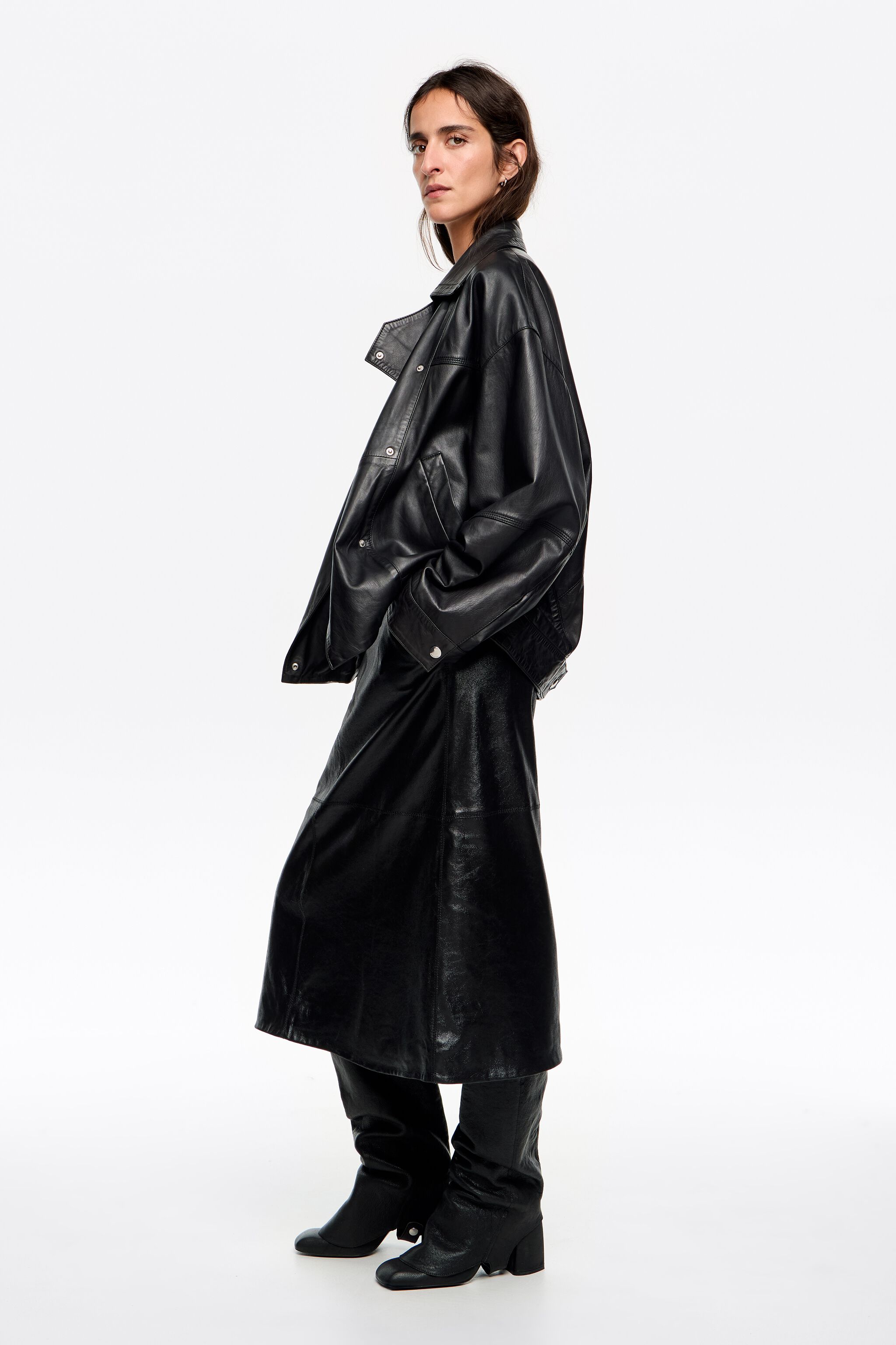 Chaqueta de cuero negra